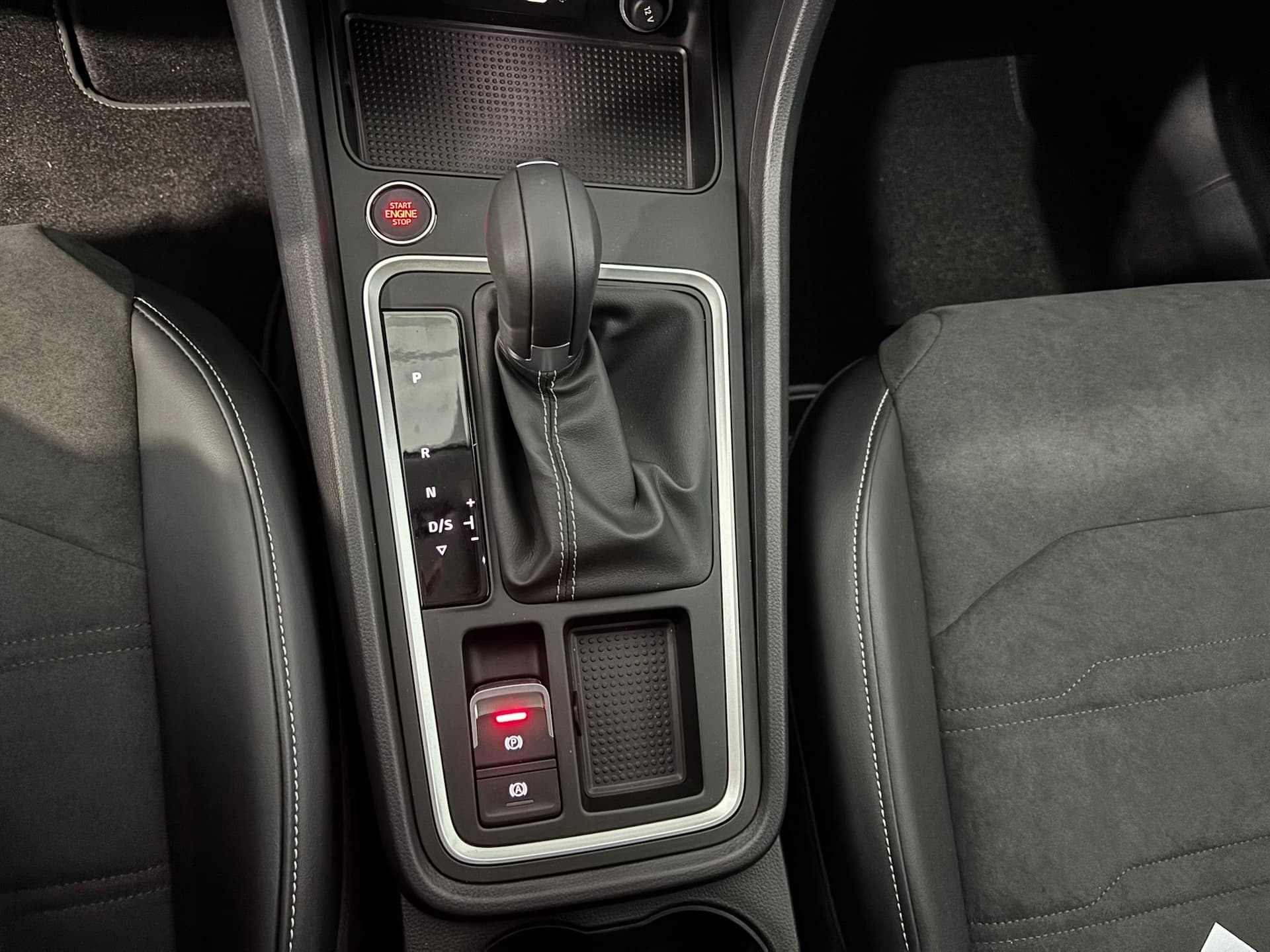 SEAT Ateca 2020 1.5 ecotsi Black Edition 150cv dsg - Miniatura 17