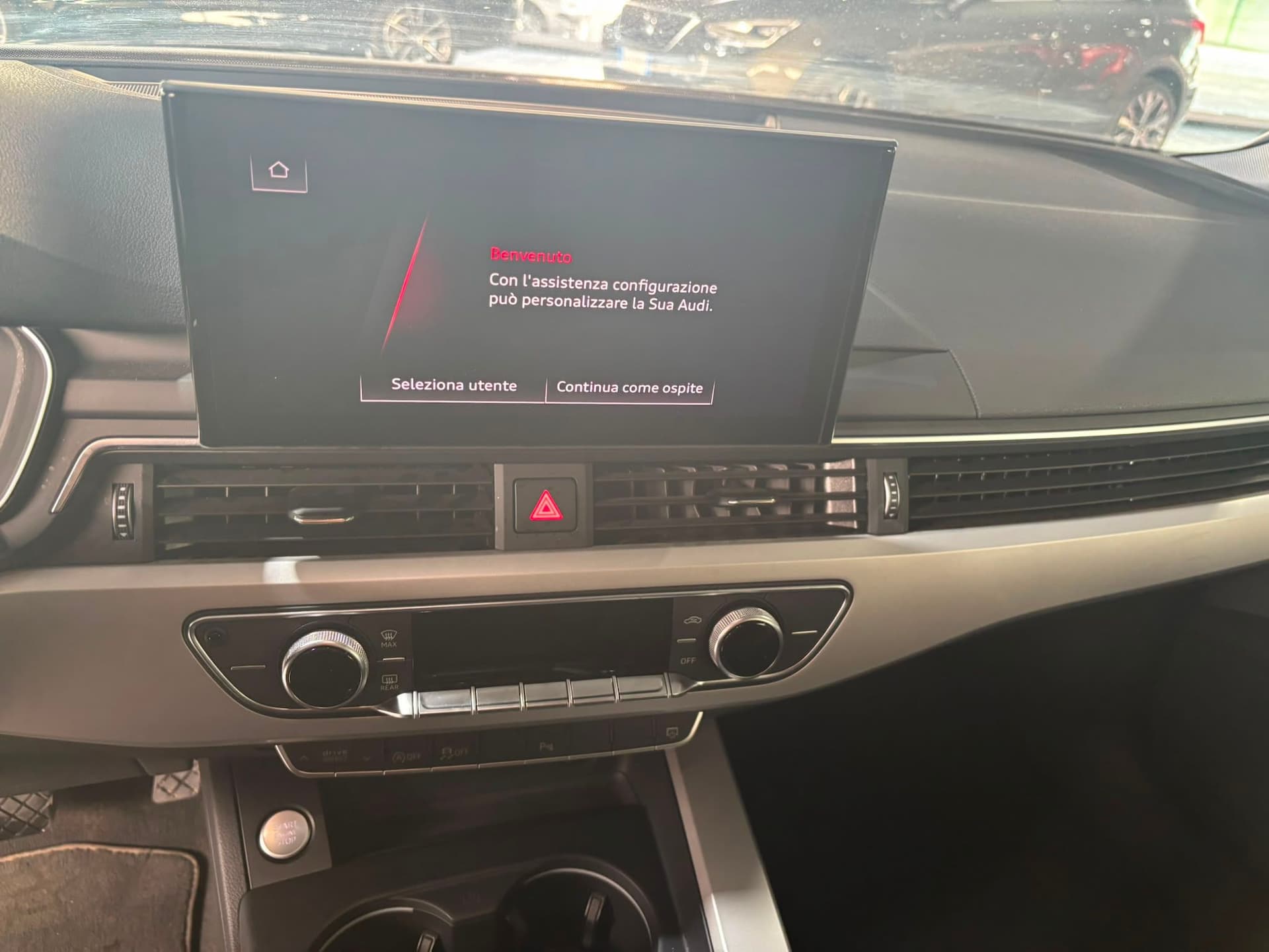 Audi A4 V 2019 Avant 35 2.0 tdi mhev Business Advanced 163cv s-tronic - Miniatura 14
