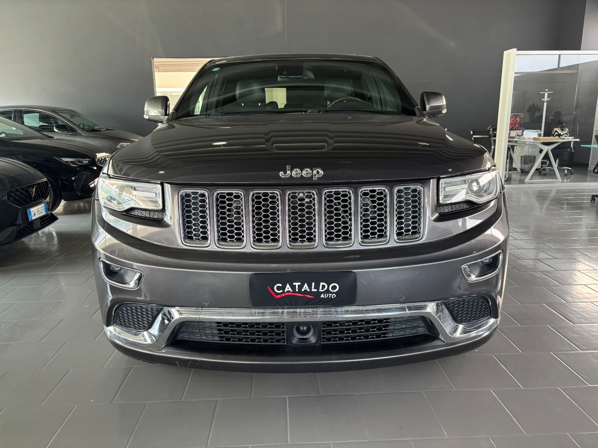 Jeep Grand Cherokee IV 2013 3.0 crd (mjt II) V6 Summit 250cv auto - Miniatura 8