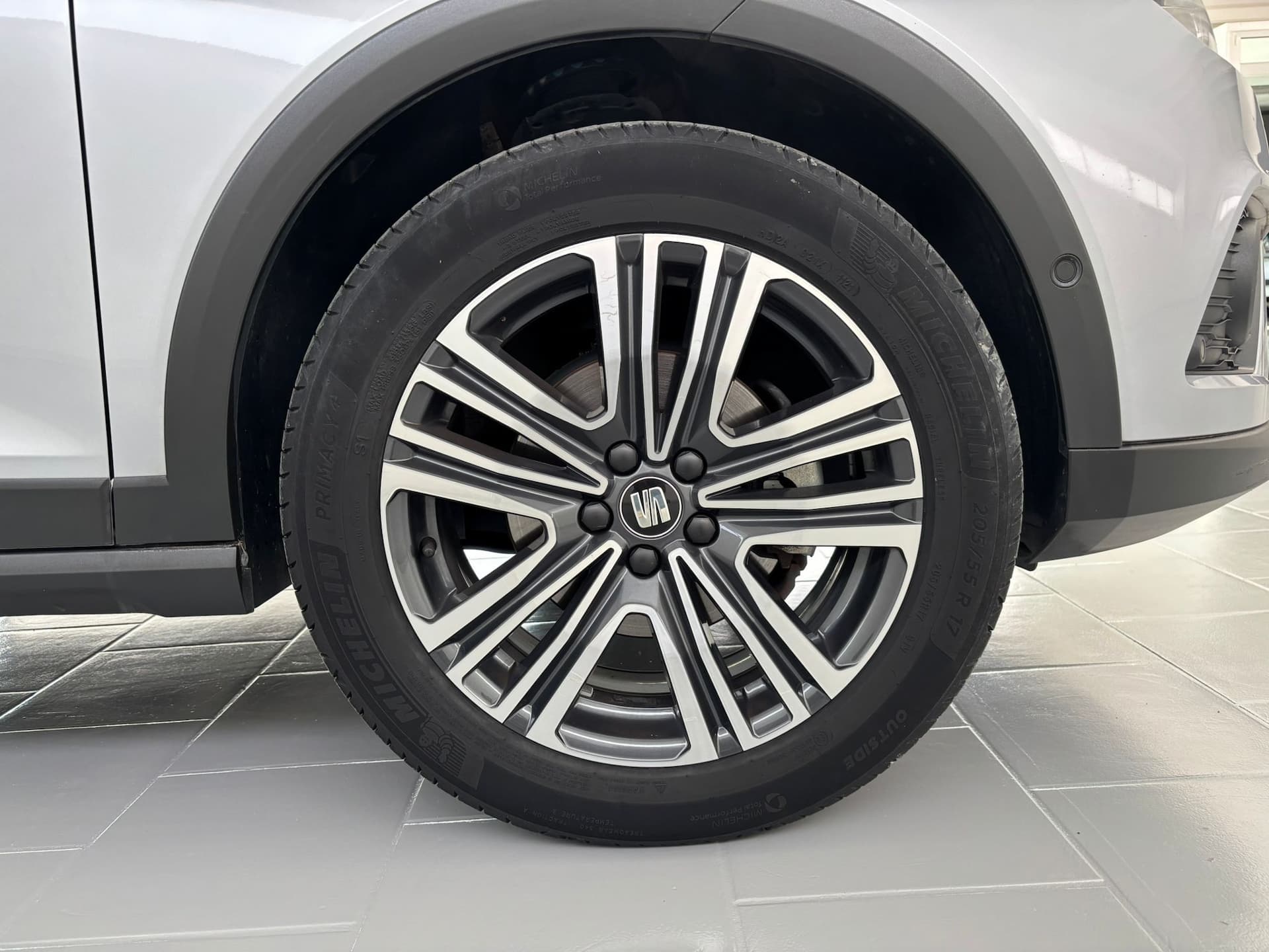 SEAT Arona 2017 1.0 ecotsi Xcellence 95cv my18 - Miniatura 20