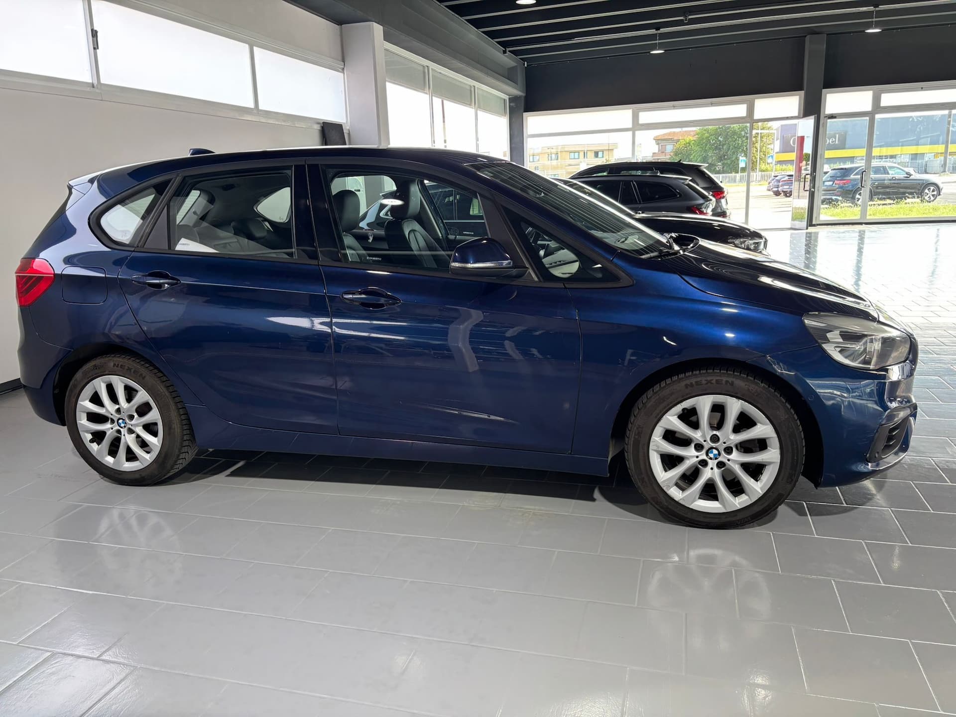BMW 218 Serie 2 218d Active Tourer Advantage auto my15 - Miniatura 6