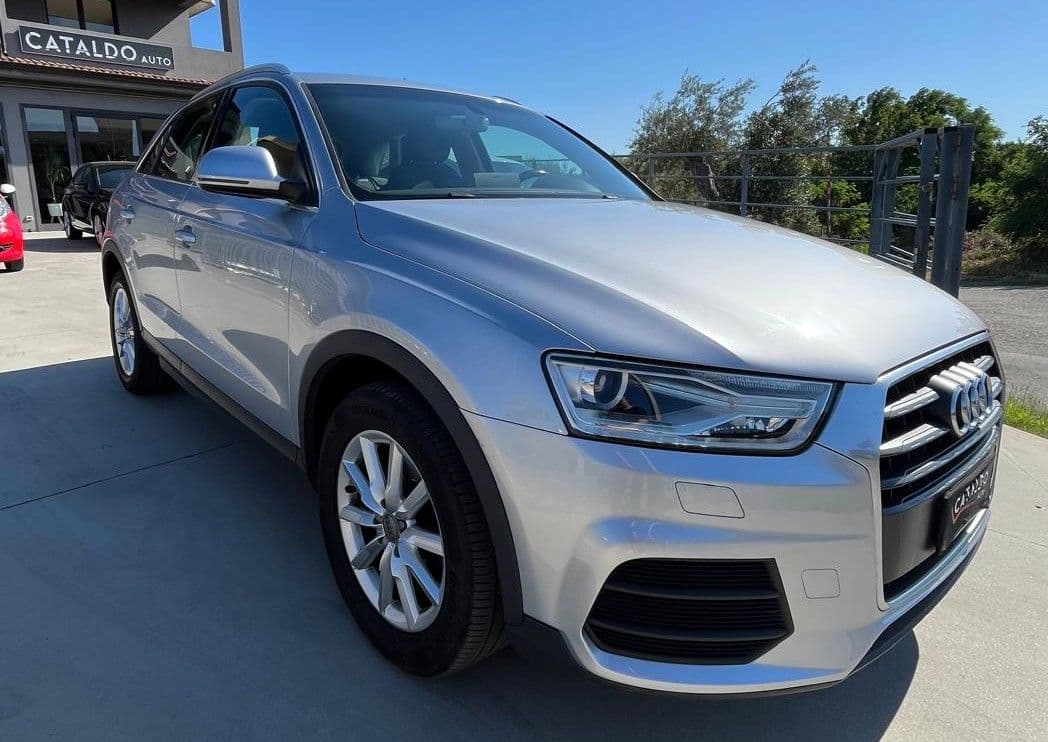 Audi Q3 2015 2.0 tdi Business 120cv - Miniatura 5