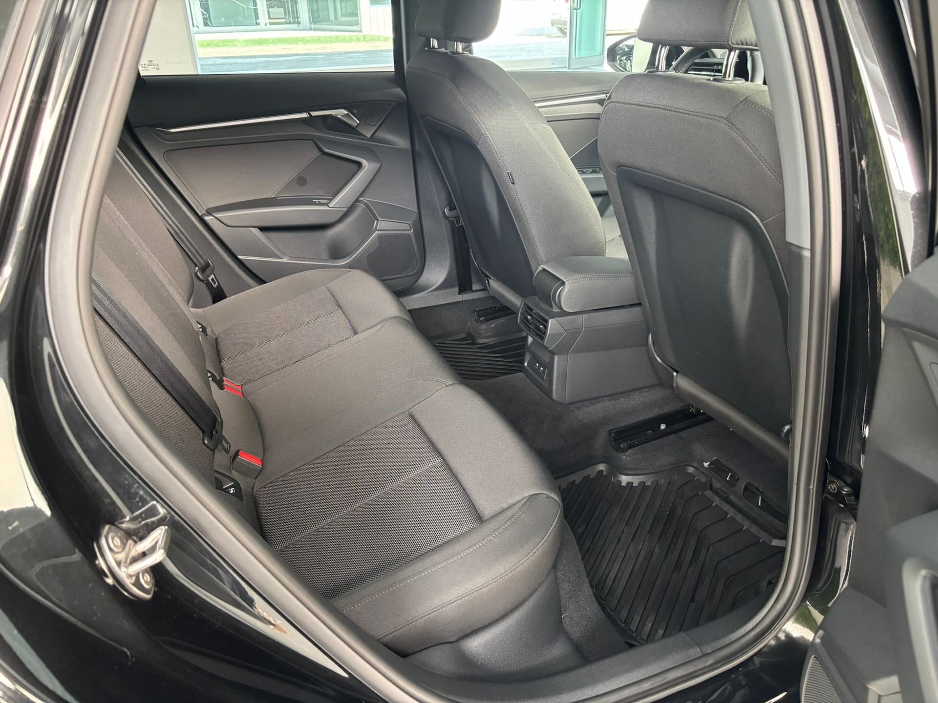 Audi A3 IV 2020 Sportback 35 2.0 tdi Business s-tronic - Miniatura 17