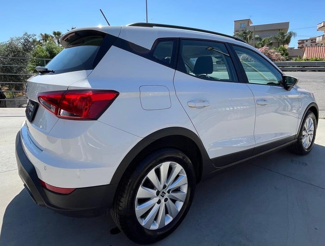 SEAT Arona 2022 1.0 ecotsi Style 95cv - Miniatura 4