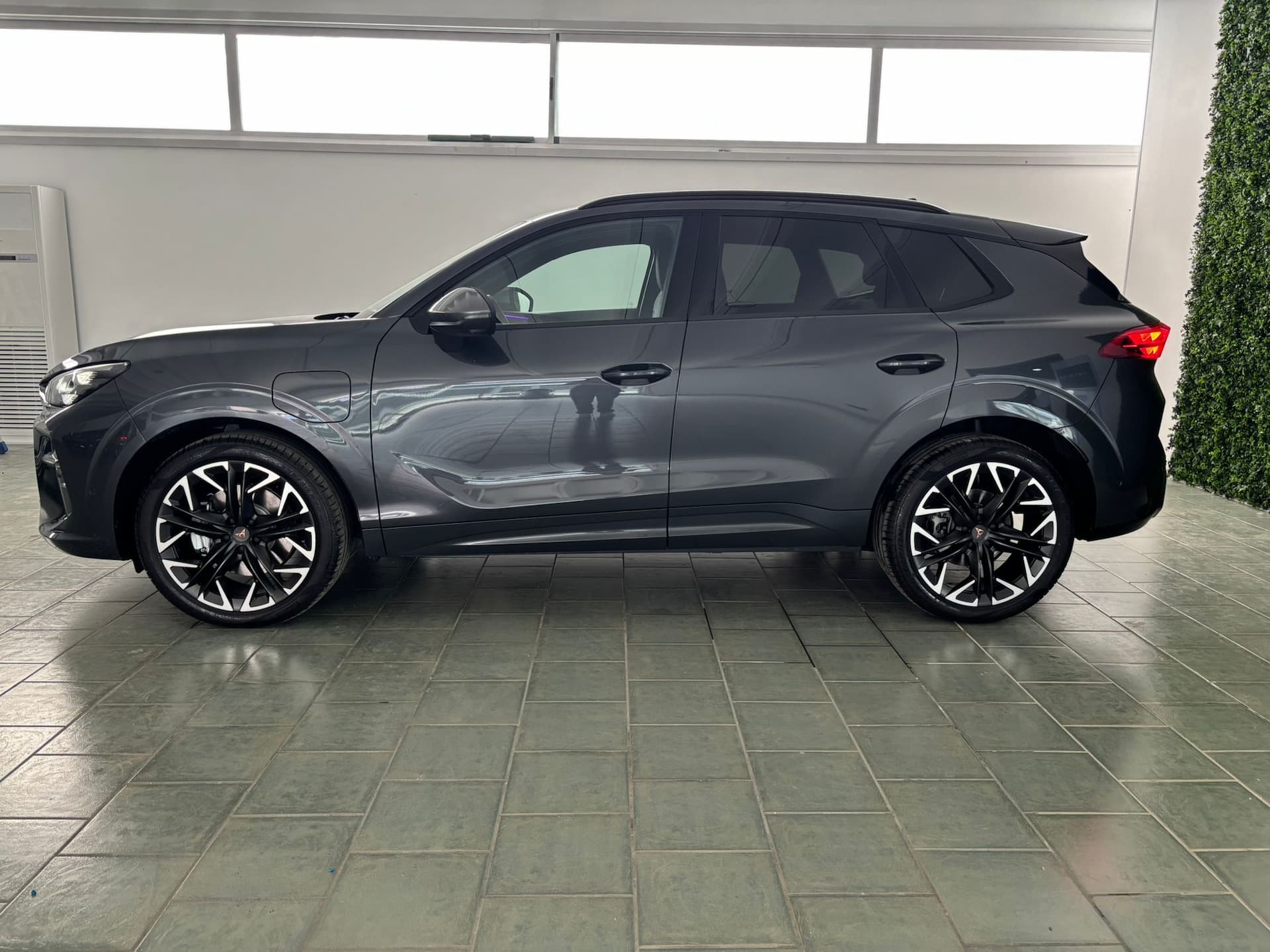 CUPRA Terramar 1.5 e-hybrid 204cv dsg - Miniatura 2