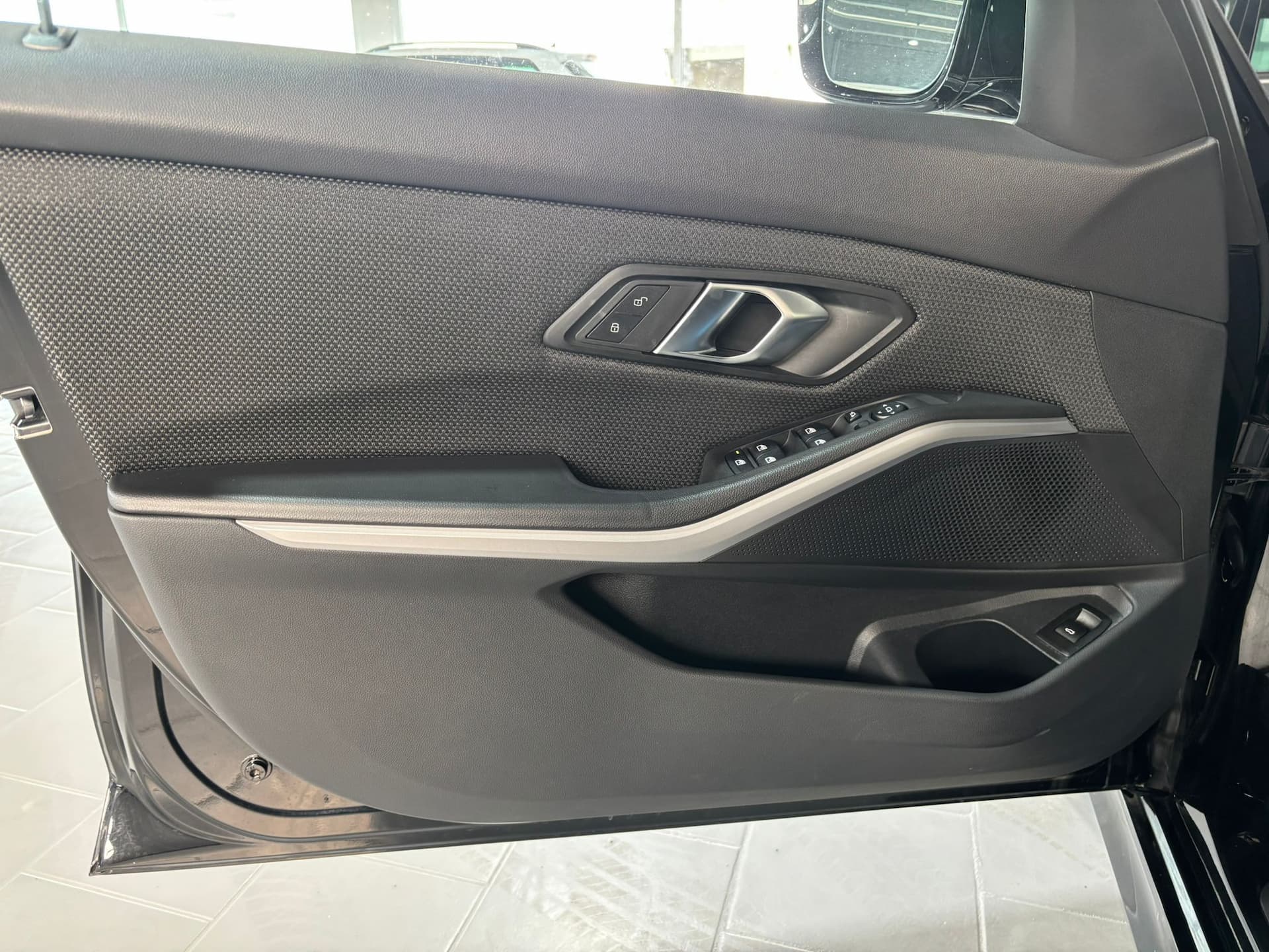 BMW 320 Serie 3 G21 2022 Touring 320i Touring auto - Miniatura 9
