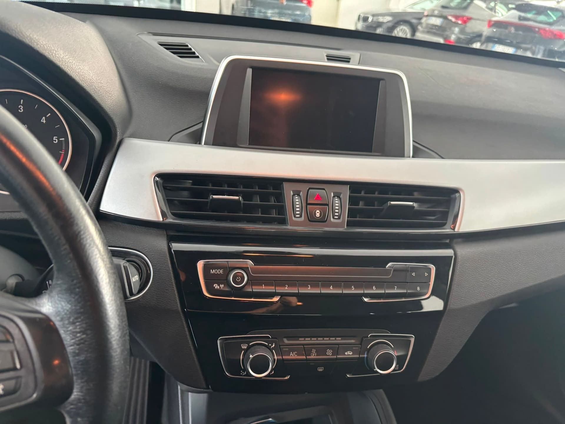 Bmw X1 sDrive18d - Miniatura 13