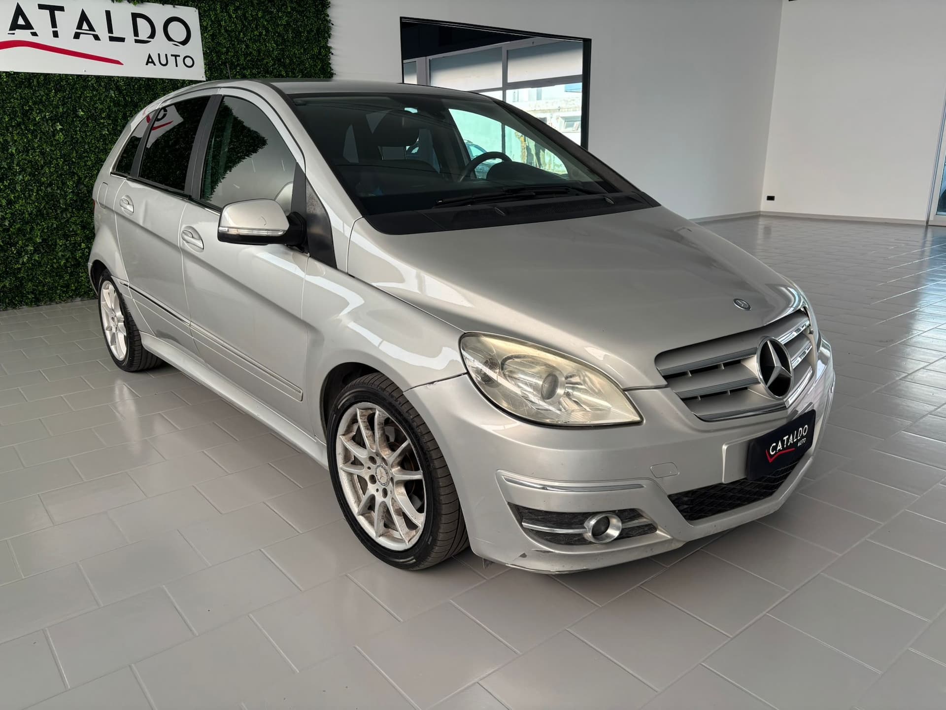 Mercedes-Benz B 200 Classe B - T245 cdi Sport FL - Miniatura 7