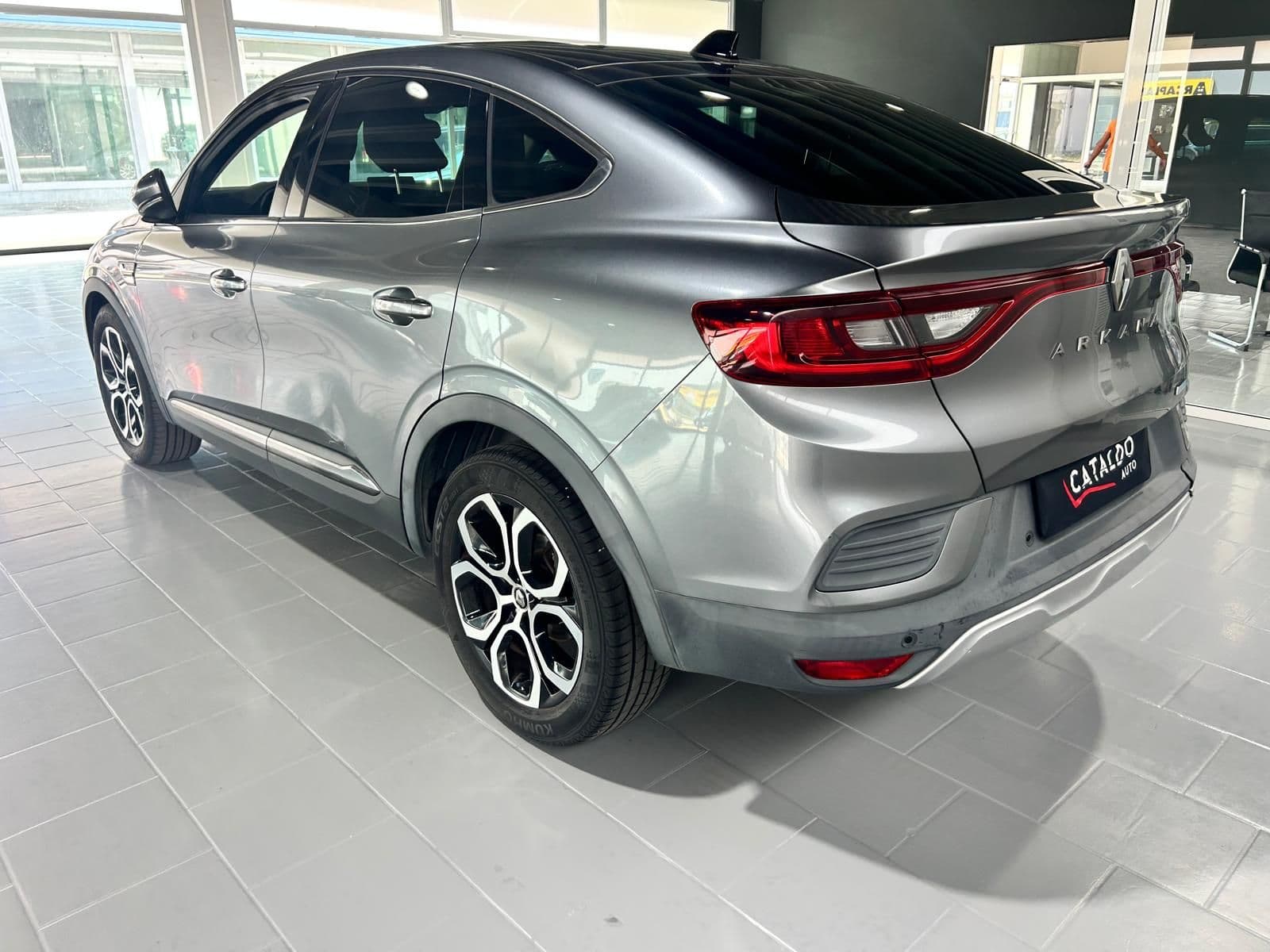 Renault Arkana 2021 1.6 E-Tech full hybrid Intens 145cv - Miniatura 3