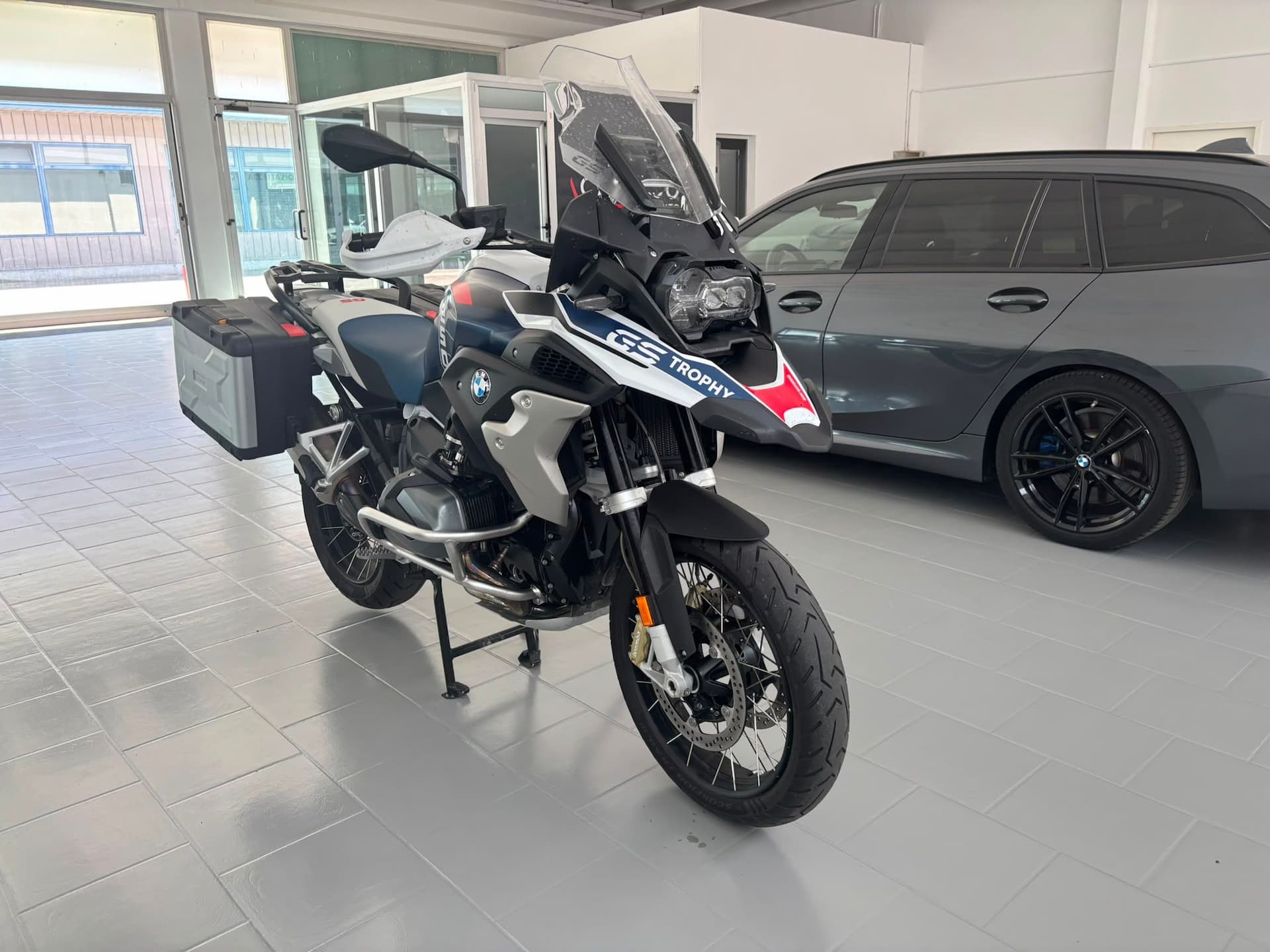 BMW R 1250 GS THOPHY  - Miniatura 3