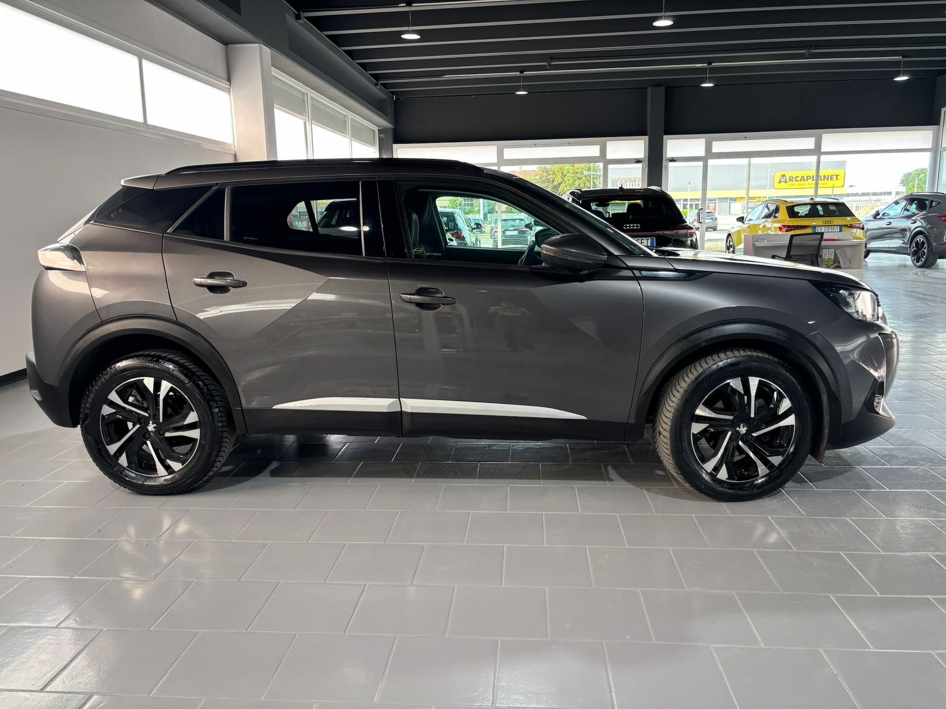 Peugeot 2008 II 2020 1.2 puretech Allure Pack  - Miniatura 6