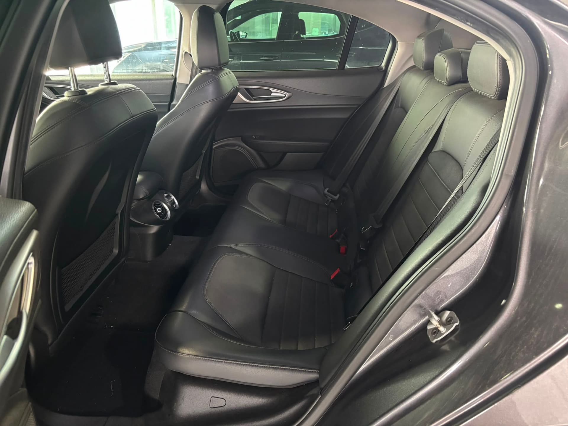 Alfa Romeo Giulia 2.2 Turbodiesel 180 CV Super - Miniatura 16