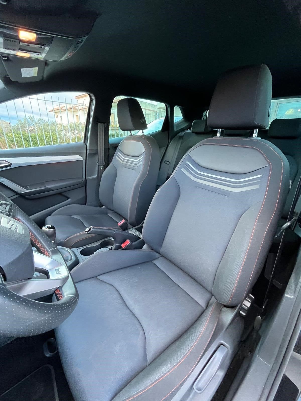 Seat Ibiza 1.0 EcoTSI 95 CV 5 porte FR - Miniatura 8