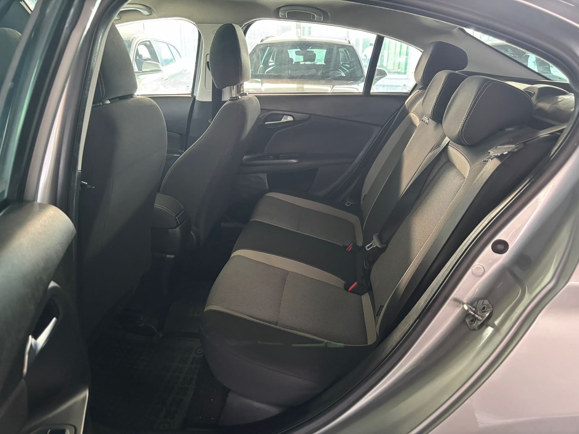 Fiat Tipo 4 porte II 2016 1.4 Opening Edition 95cv - Miniatura 17