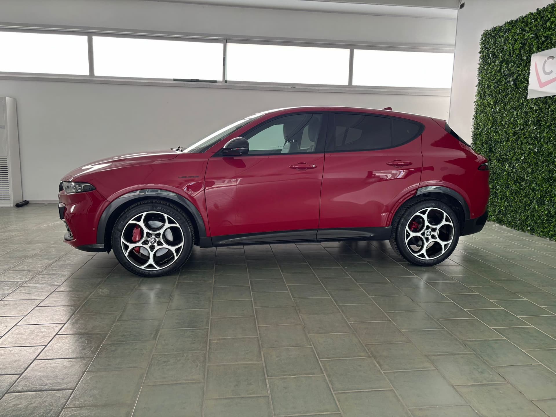 Alfa Romeo Tonale 1.5 hybrid Veloce 160cv tct7 - Miniatura 2
