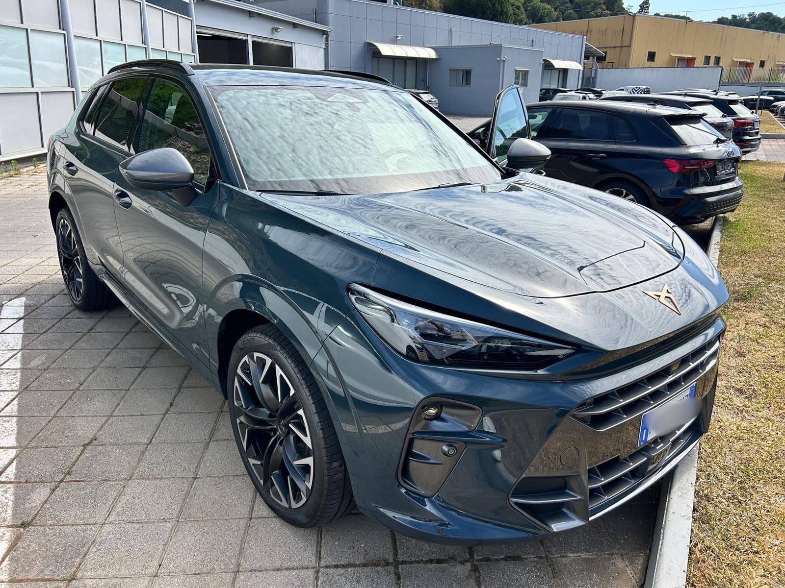 CUPRA Terramar 1.5 e-hybrid 150cv dsg IMPULSE - Miniatura 4