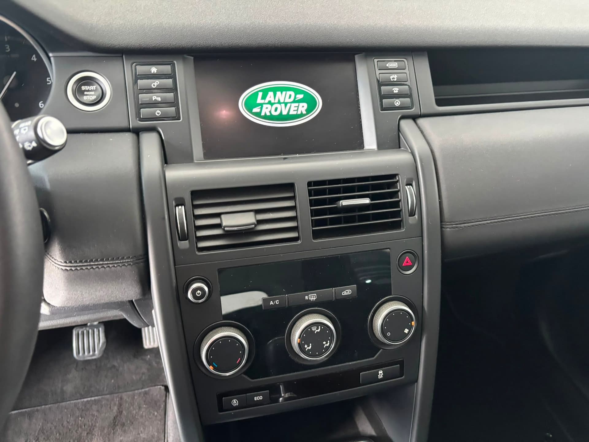 Land Rover Discovery Sport I 2015 2.0 ed4 Pure 2wd 150cv - Miniatura 14