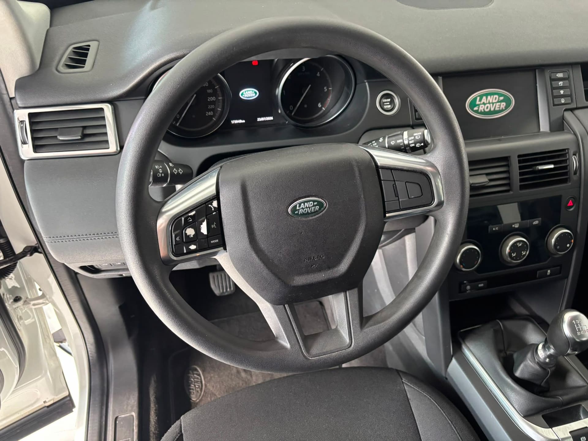 Land Rover Discovery Sport I 2015 2.0 ed4 Pure 2wd 150cv - Miniatura 12