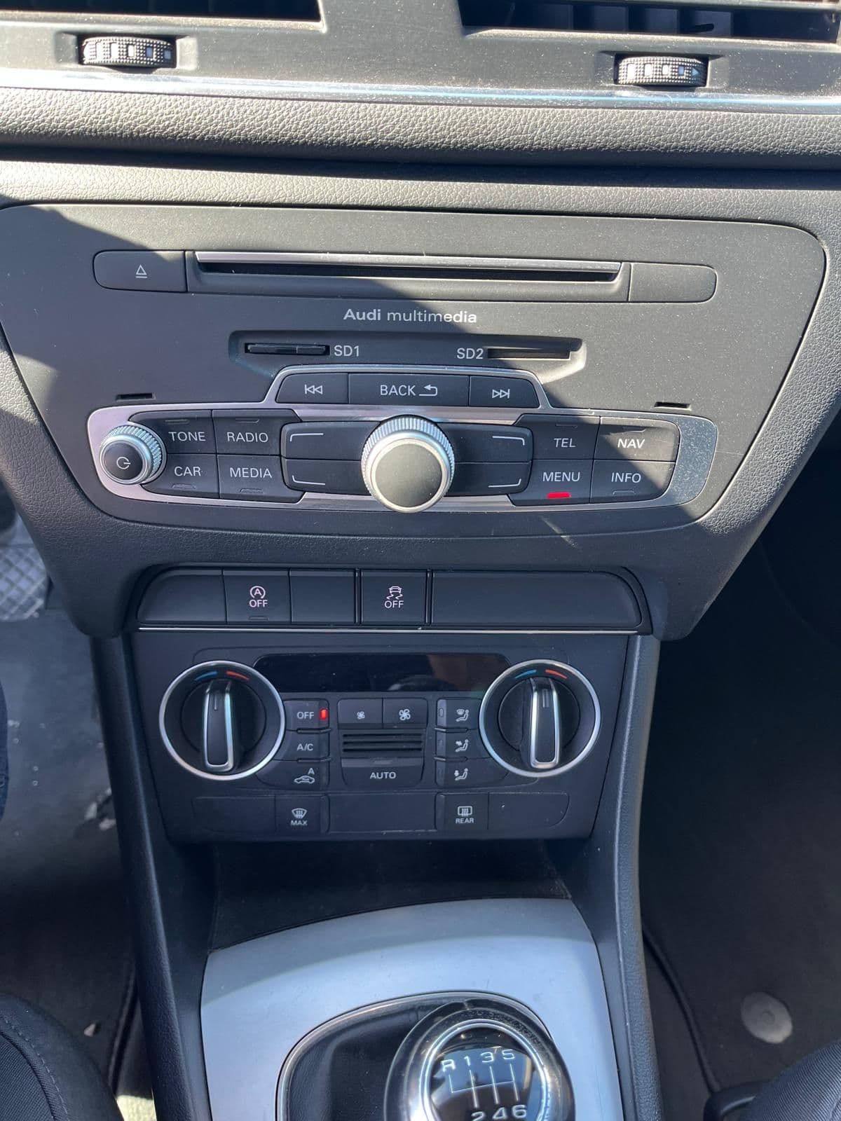 Audi Q3 2015 2.0 tdi Business 120cv - Miniatura 12