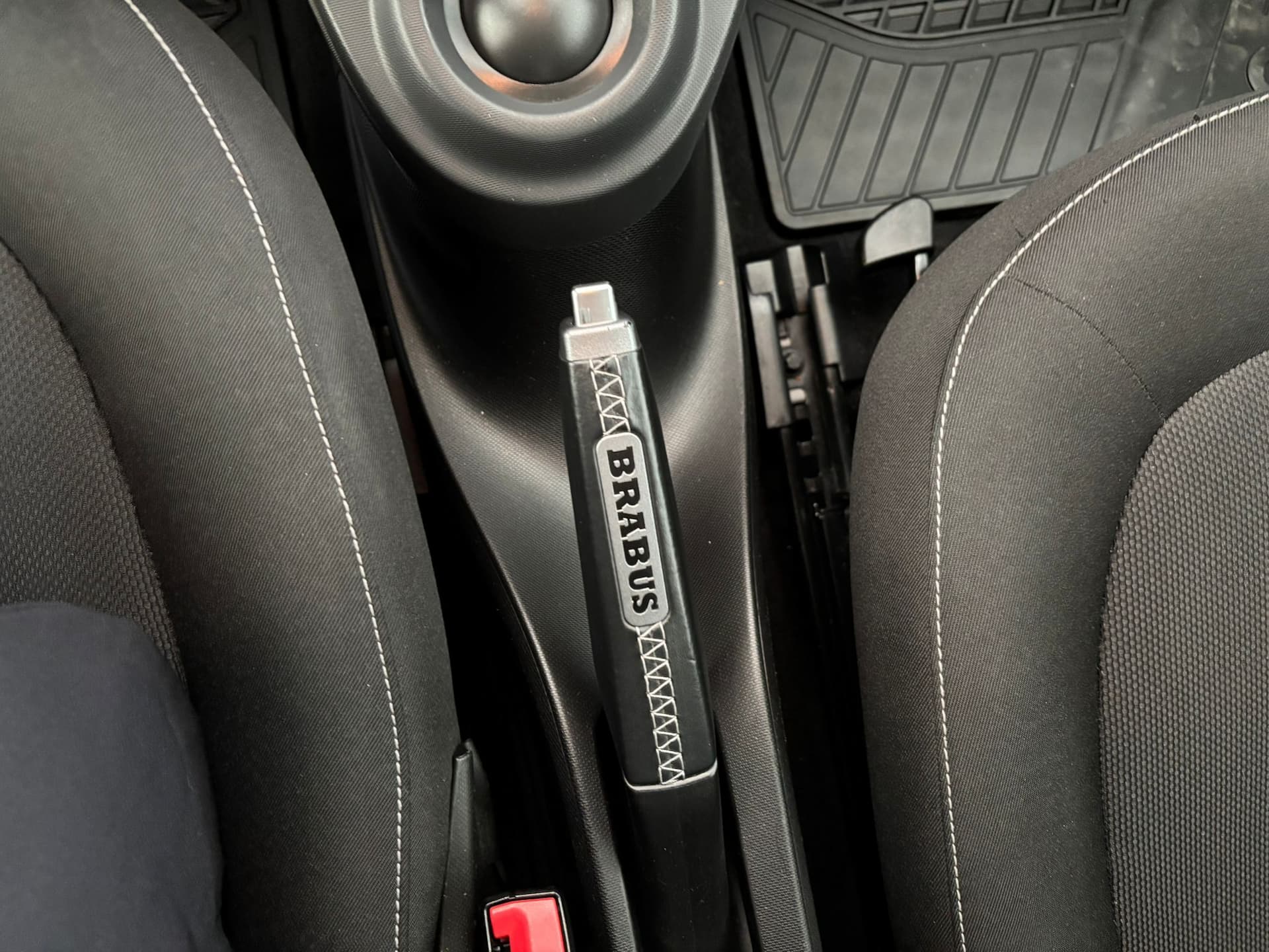 smart Fortwo III 2015 0.9 t Passion 90cv twinamic - Miniatura 17