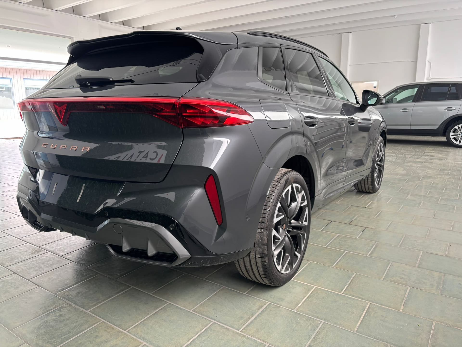 CUPRA Terramar 1.5 e-hybrid 204cv dsg - Miniatura 5