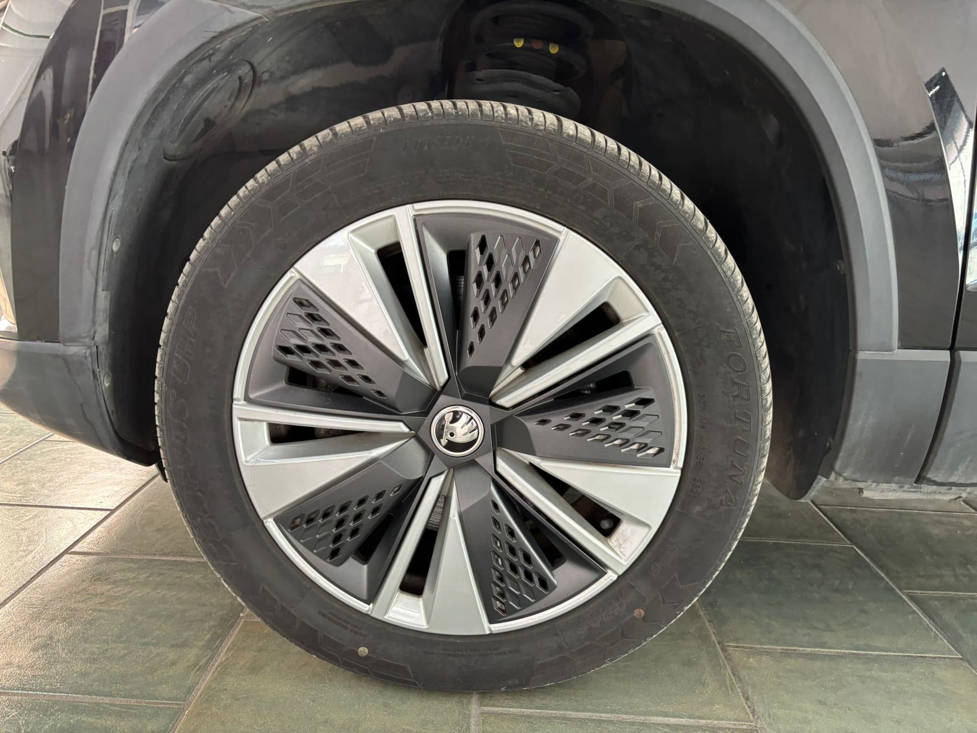Skoda Karoq 2.0 tdi evo Executive 115cv dsg - Miniatura 22