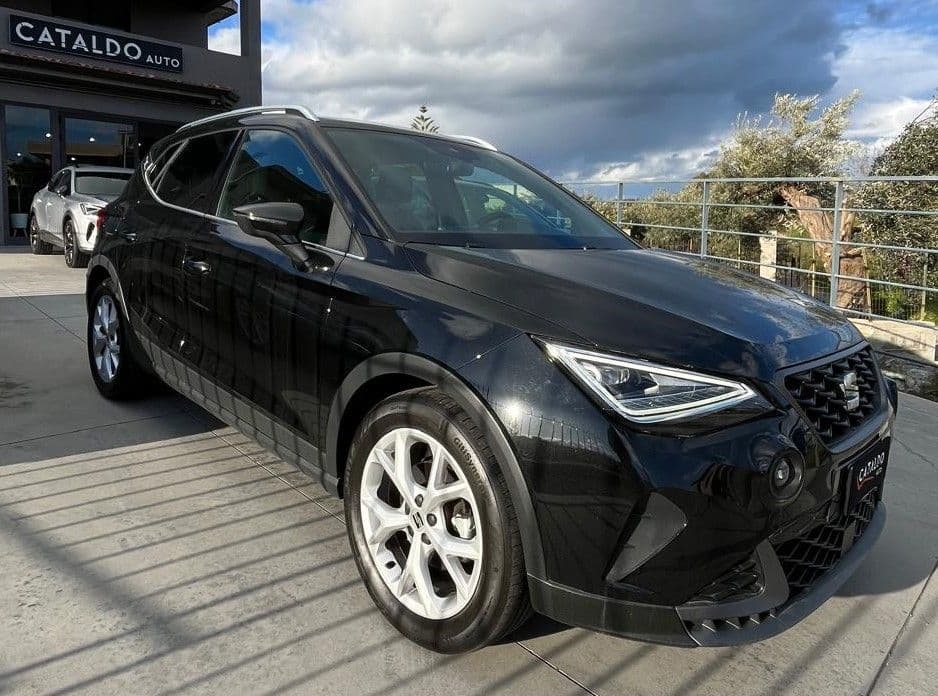 SEAT Arona 2022 1.0 ecotsi FR 95cv - Miniatura 5