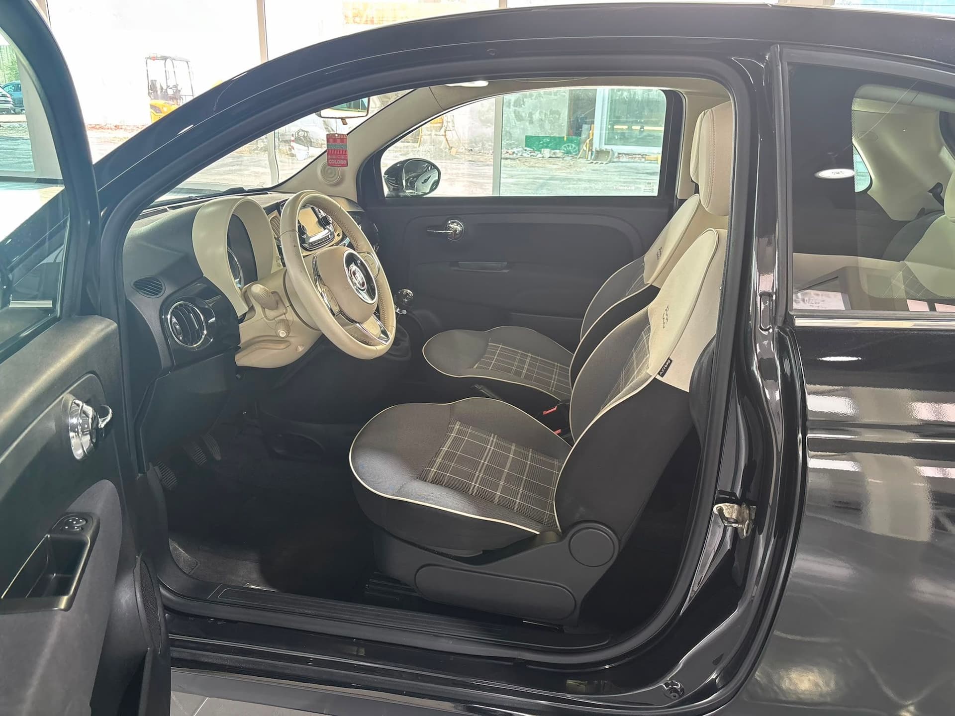 Fiat 500 III 2015 1.2 Lounge 69cv - Miniatura 10