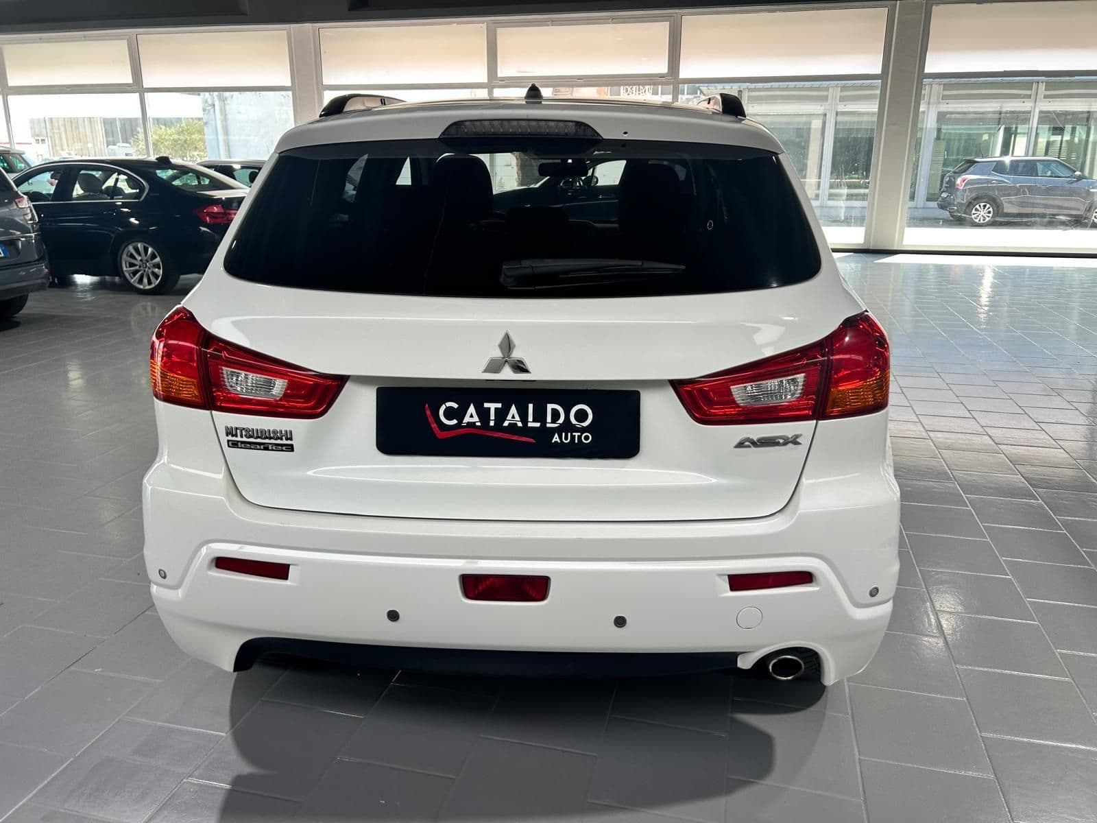 Mitsubishi ASX  I 2010 1.8 Inform 2wd - Miniatura 2