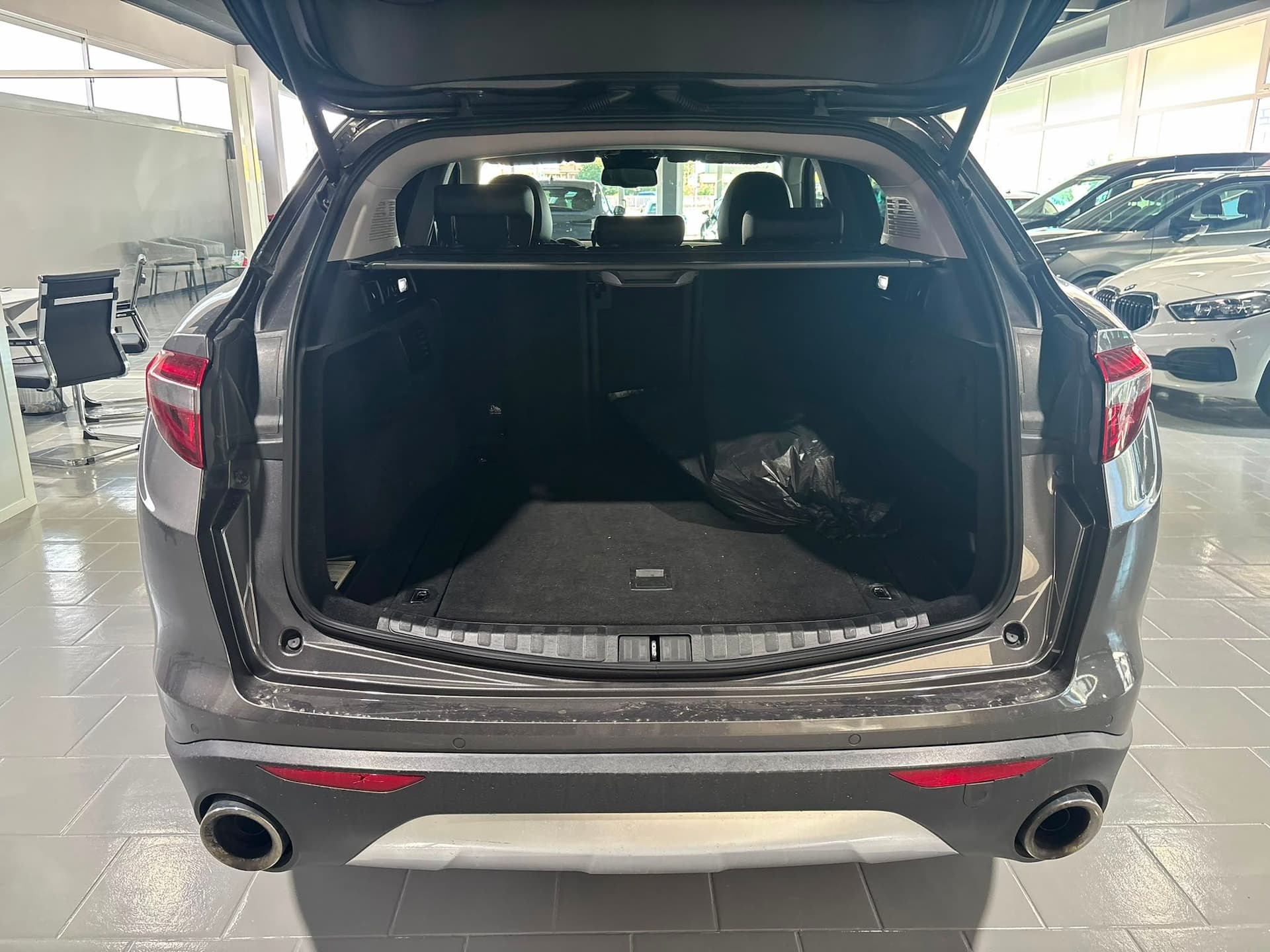 Alfa Romeo Stelvio 2.2 t Executive Q4 210cv auto my19 - Miniatura 19
