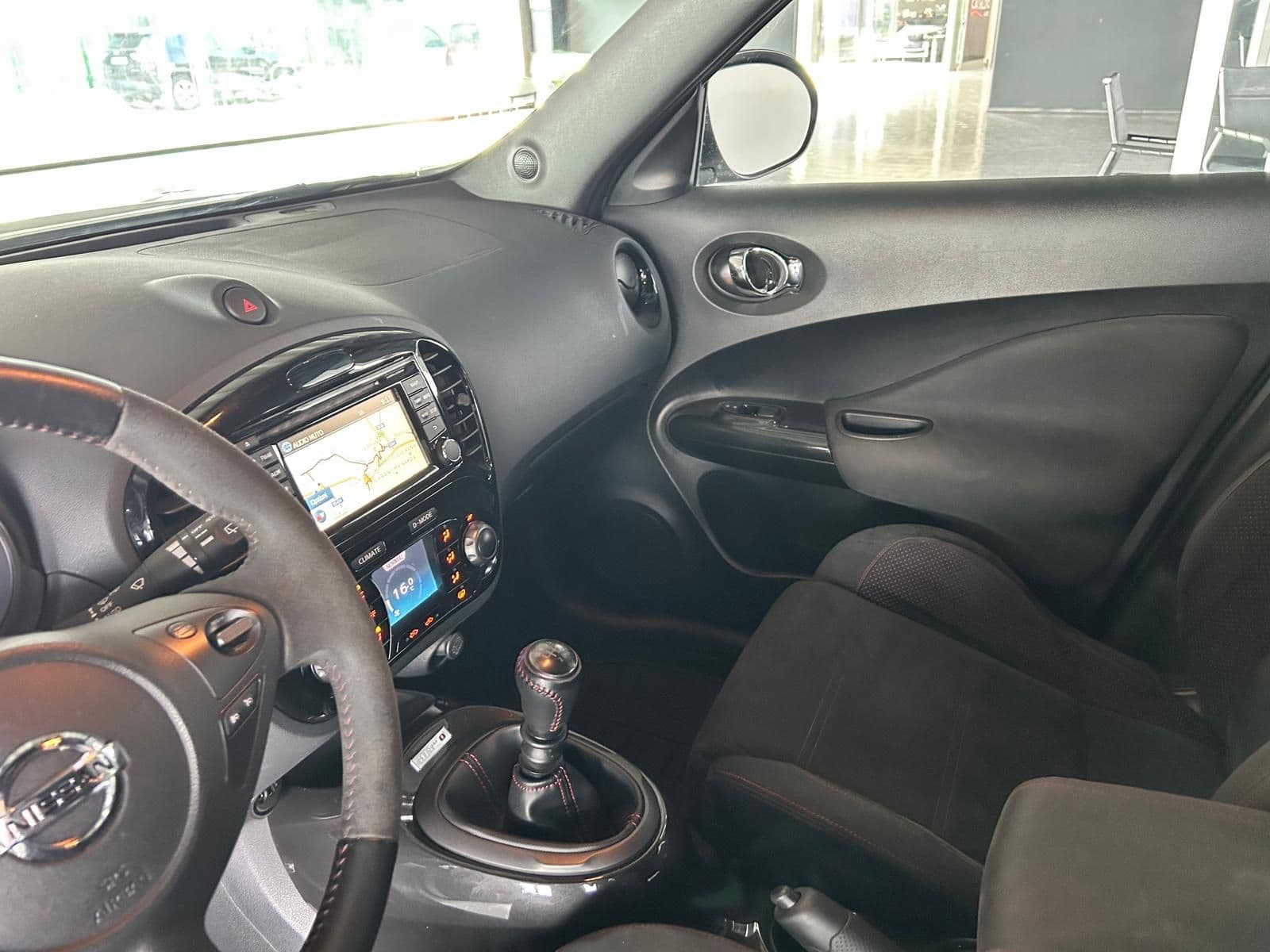 Nissan Juke I 2010 1.6 dig-t Nismo - Miniatura 15