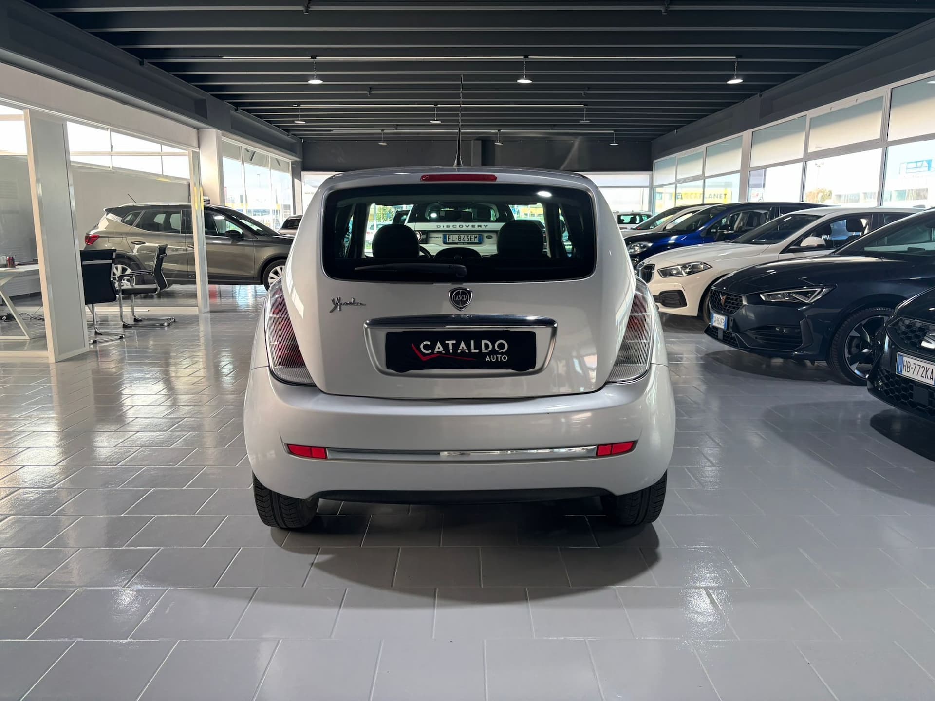 Lancia Ypsilon II 2007 1.2 8v Unyca - Miniatura 4