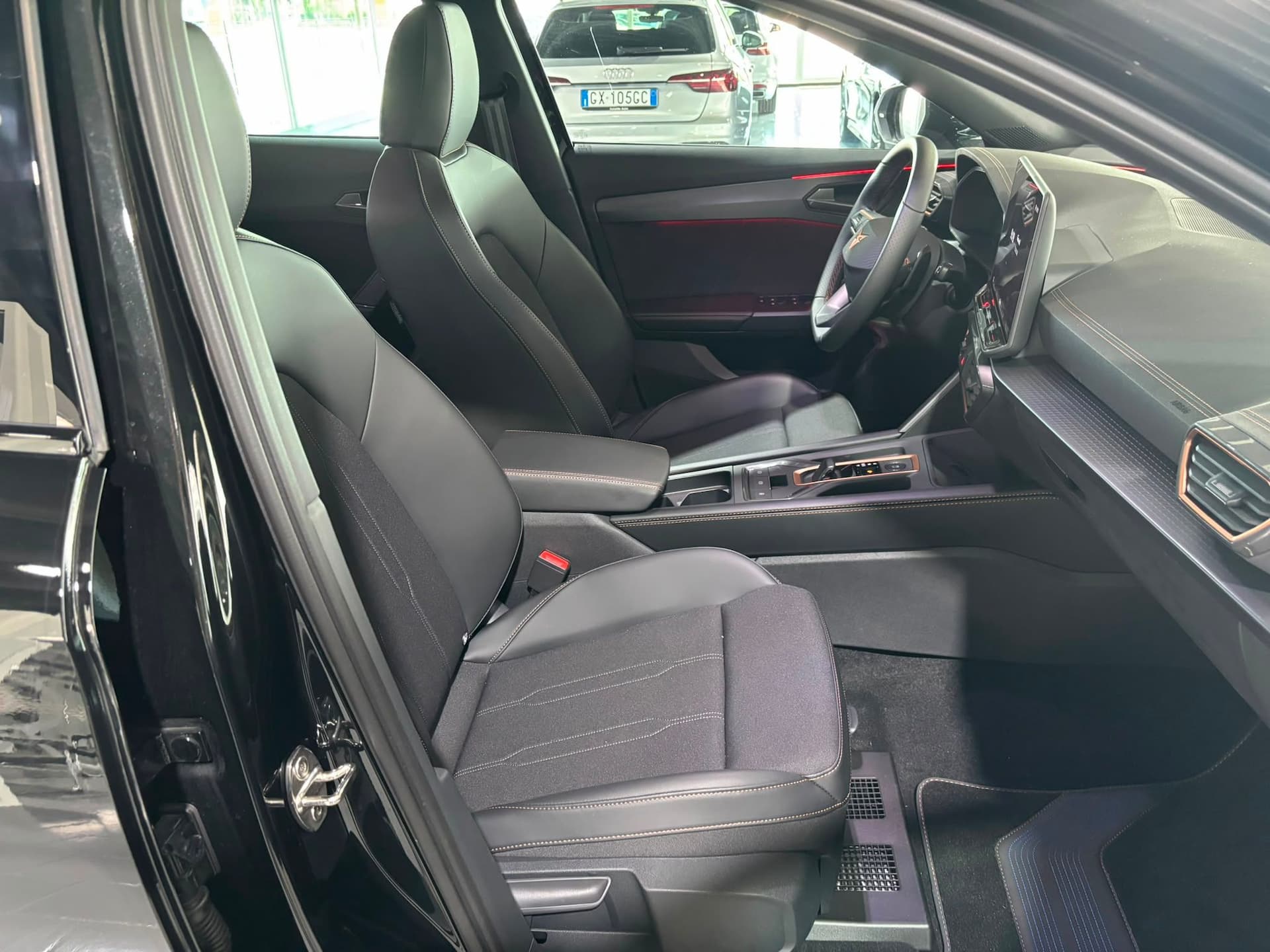 CUPRA Formentor 2024 1.5 e-hybrid 204cv dsg - Miniatura 17