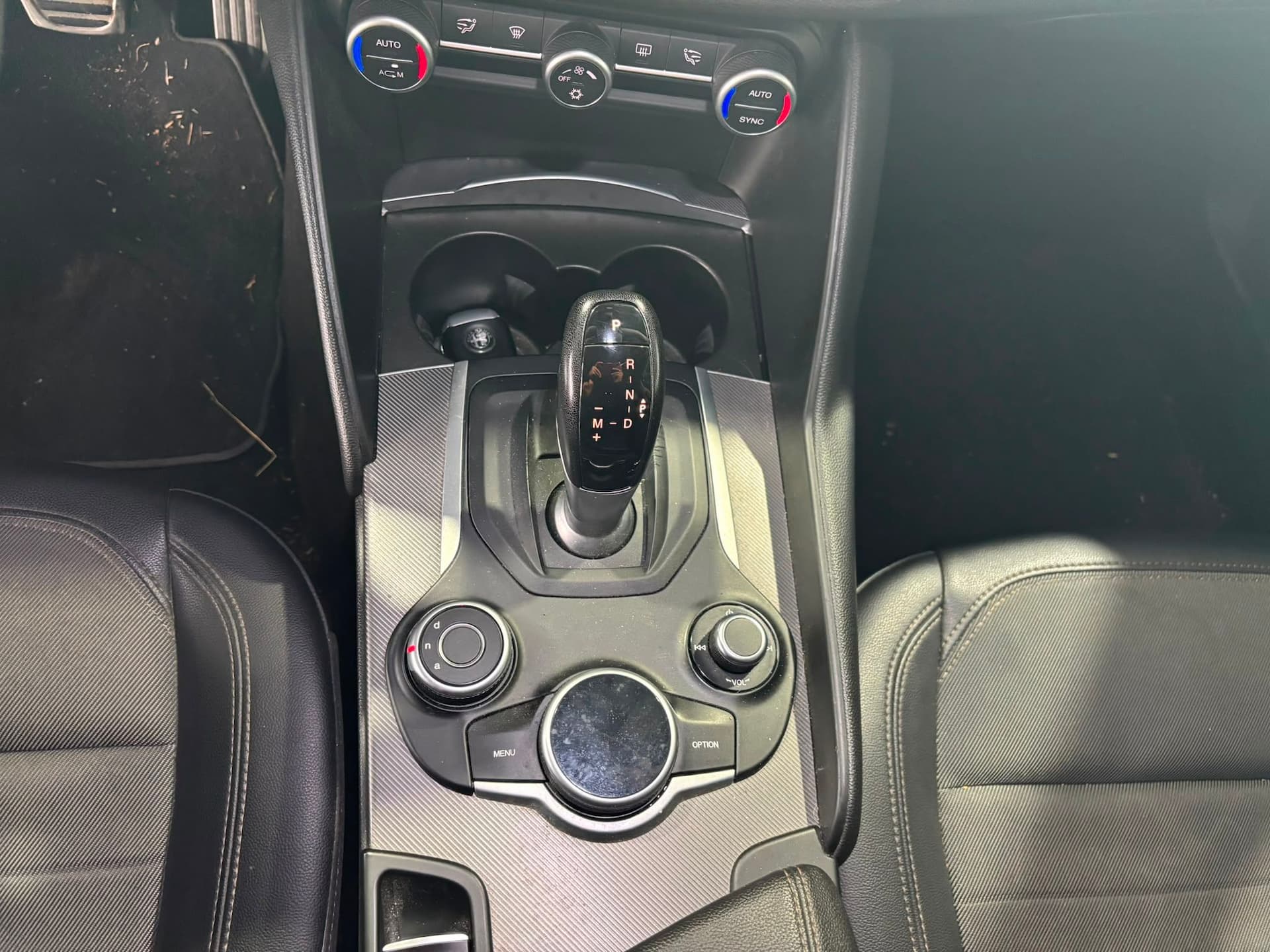 Alfa Romeo Giulia 2.2 Turbodiesel 180 CV Super - Miniatura 14