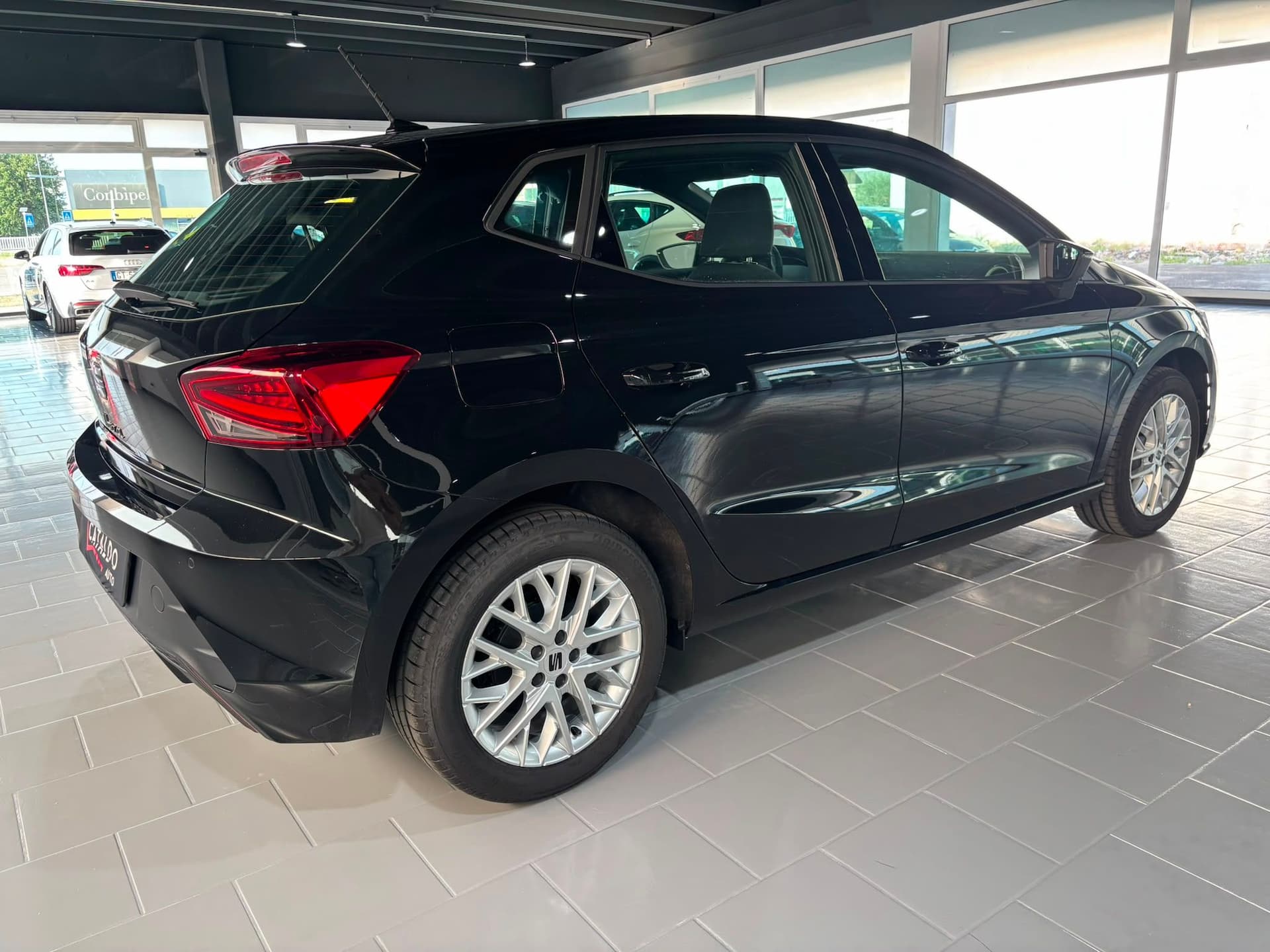 SEAT Ibiza 2026 1.0 ecotsi Business 95cv - Miniatura 5