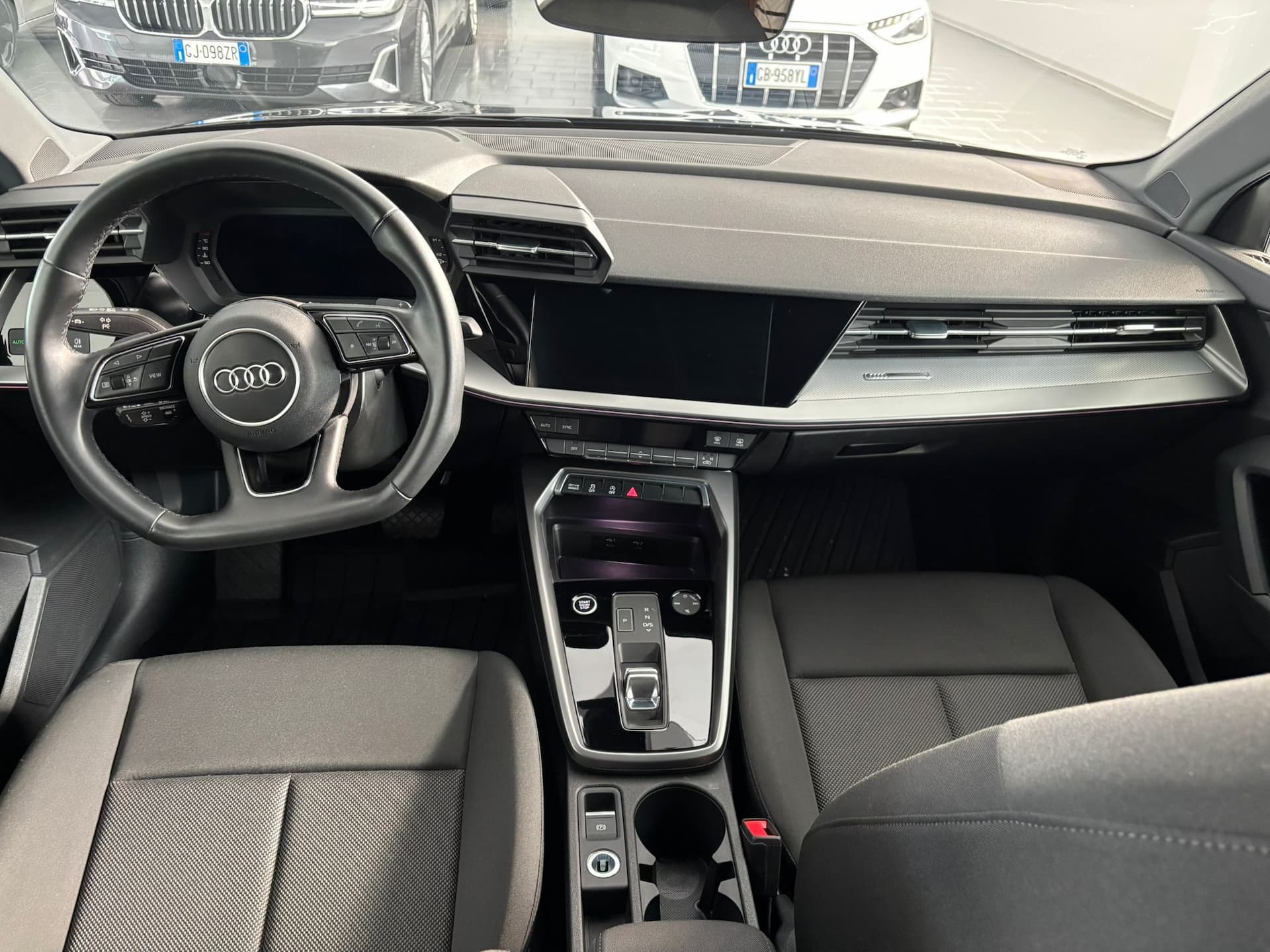 Audi A3 IV 2020 Sportback 35 2.0 tdi Business s-tronic - Miniatura 10