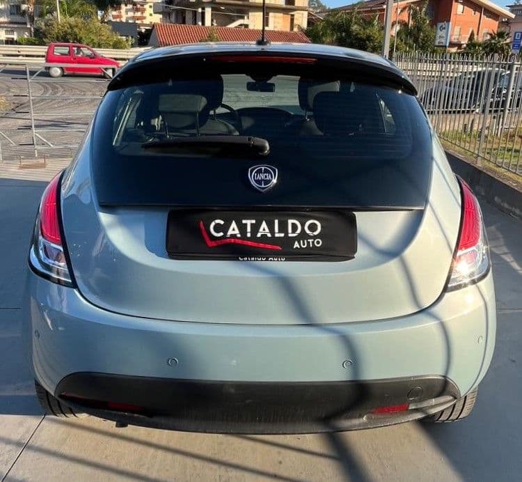 Lancia Ypsilon III 2021 1.0 firefly hybrid Gold - Miniatura 3