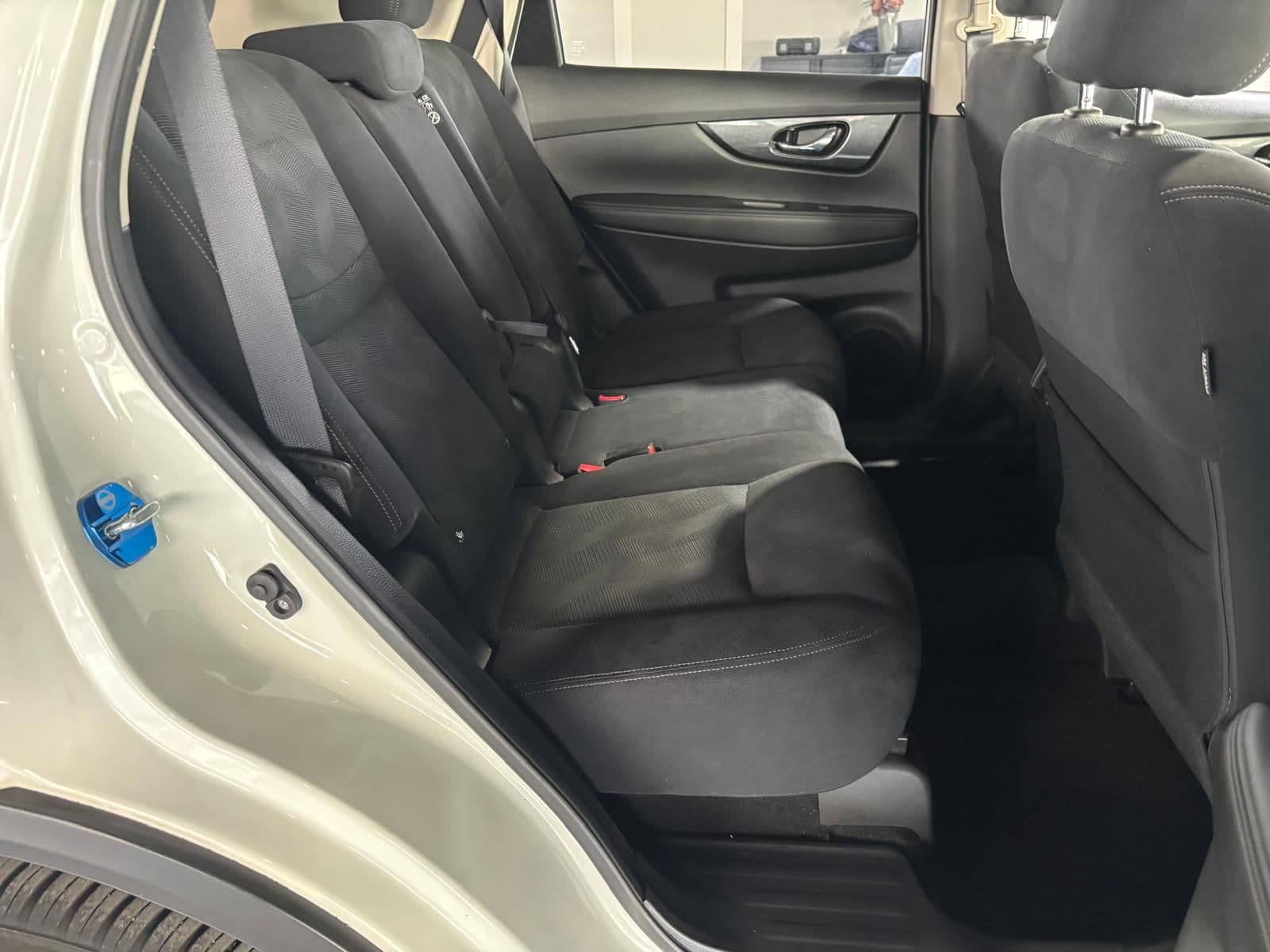 Nissan X-Trail III 2014 1.6 dci N-Vision 2wd - Miniatura 21