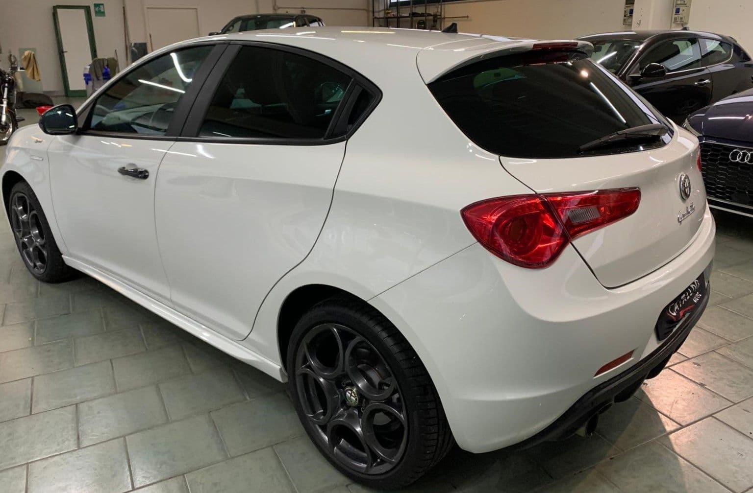 Alfa Romeo Giulietta 1.4 Turbo 120 CV GPL Sprint - Miniatura 3