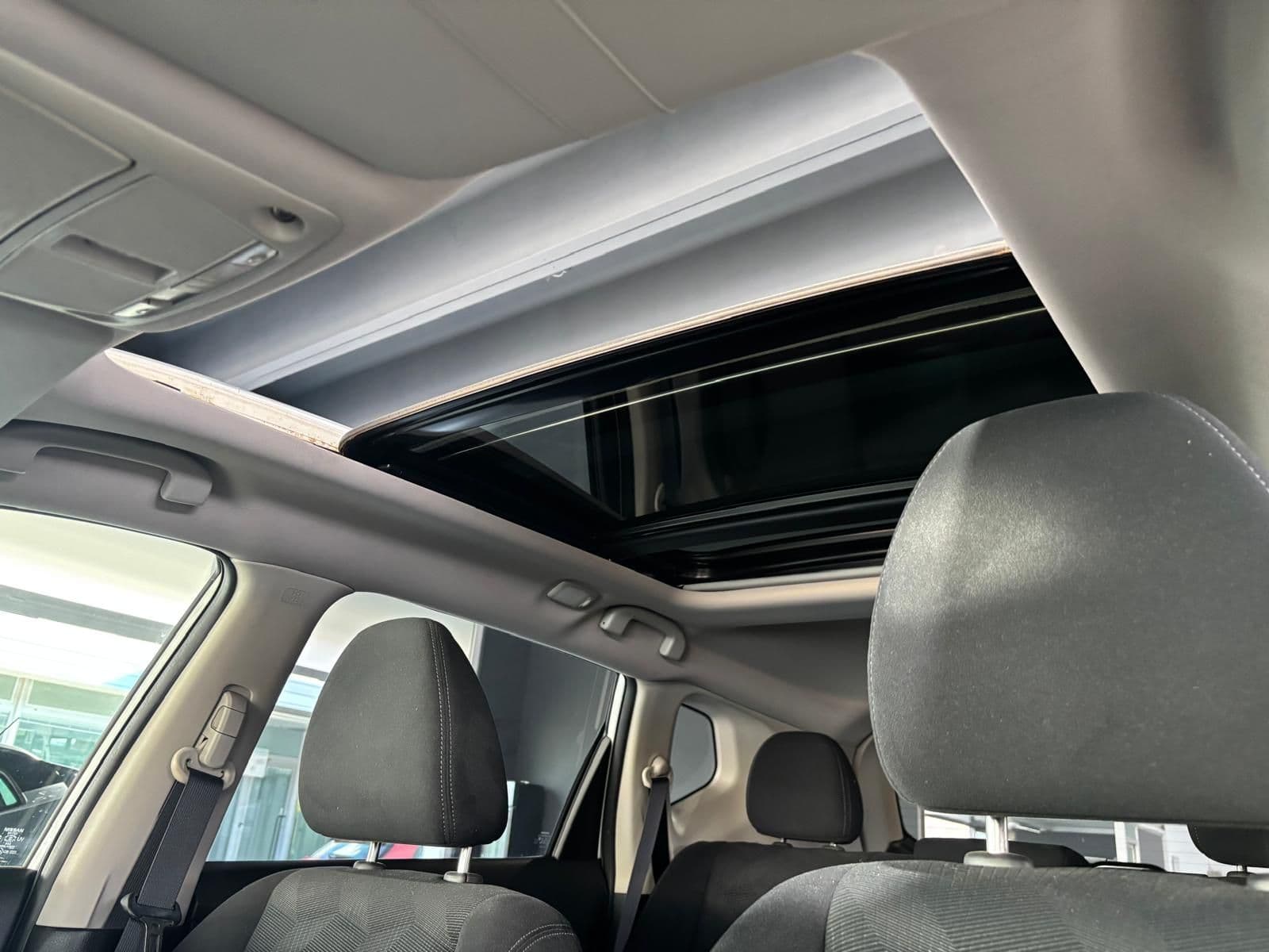 Nissan X-Trail III 2014 1.6 dci N-Vision 2wd - Miniatura 18