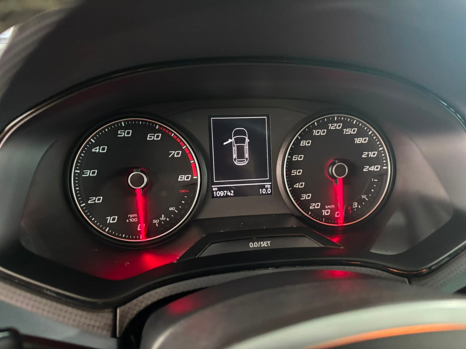 SEAT Arona 2022 1.0 ecotsi Xperience 95cv - Miniatura 13