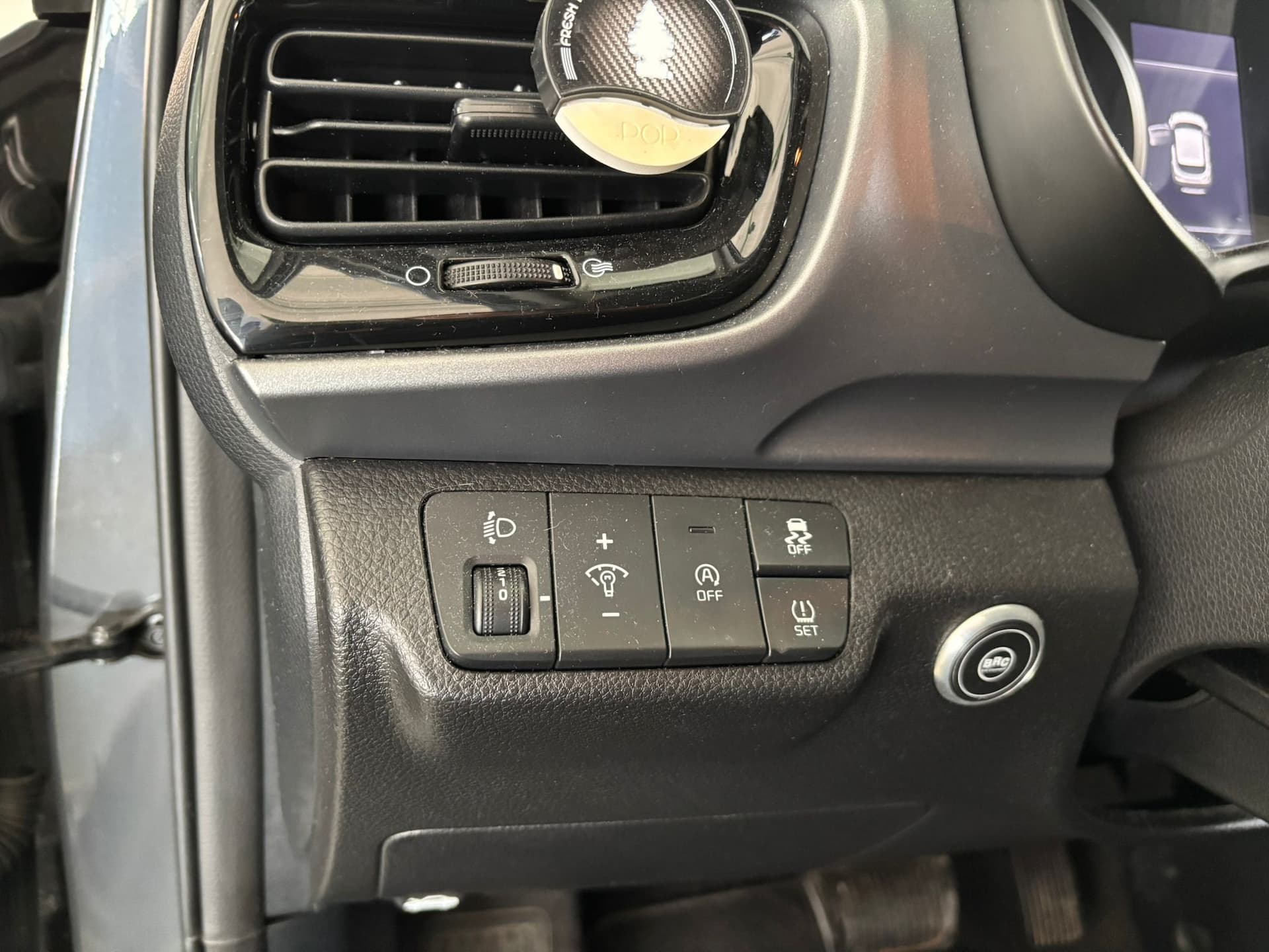 Kia Stonic 1.0 Style ecogpl 95cv dct - Miniatura 10