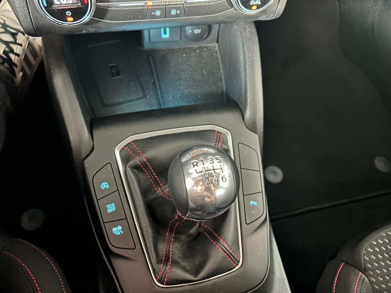 Ford Focus V 2018 SW 1.5 ecoblue ST-Line  - Miniatura 14