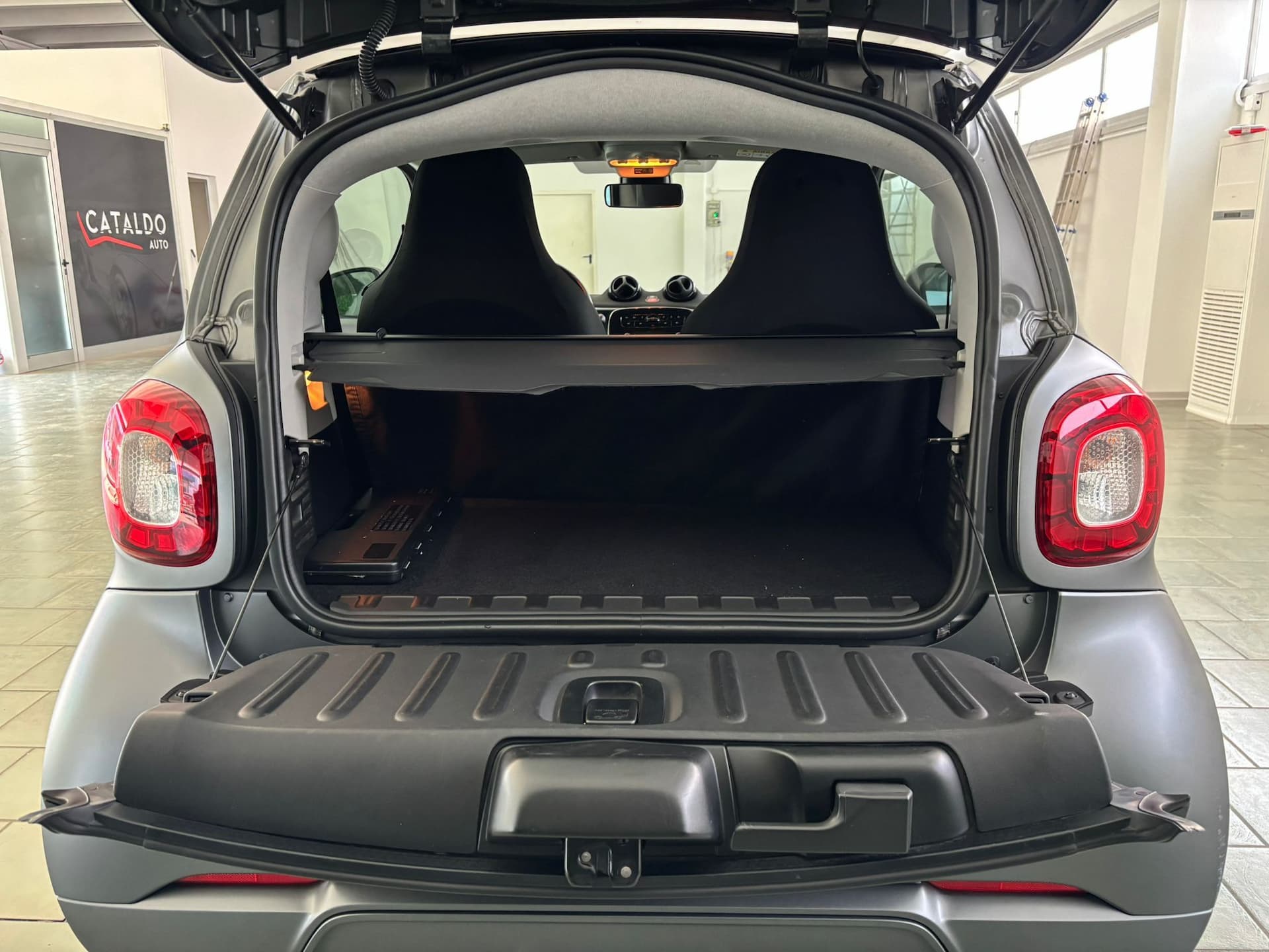 smart Fortwo III 2015 0.9 t Passion 90cv twinamic - Miniatura 22