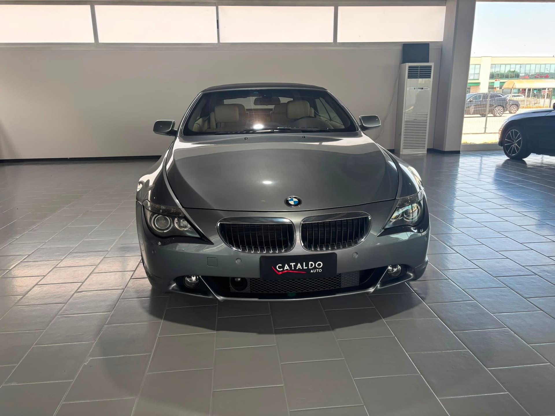 BMW 630Ci Cabrio - Miniatura 8