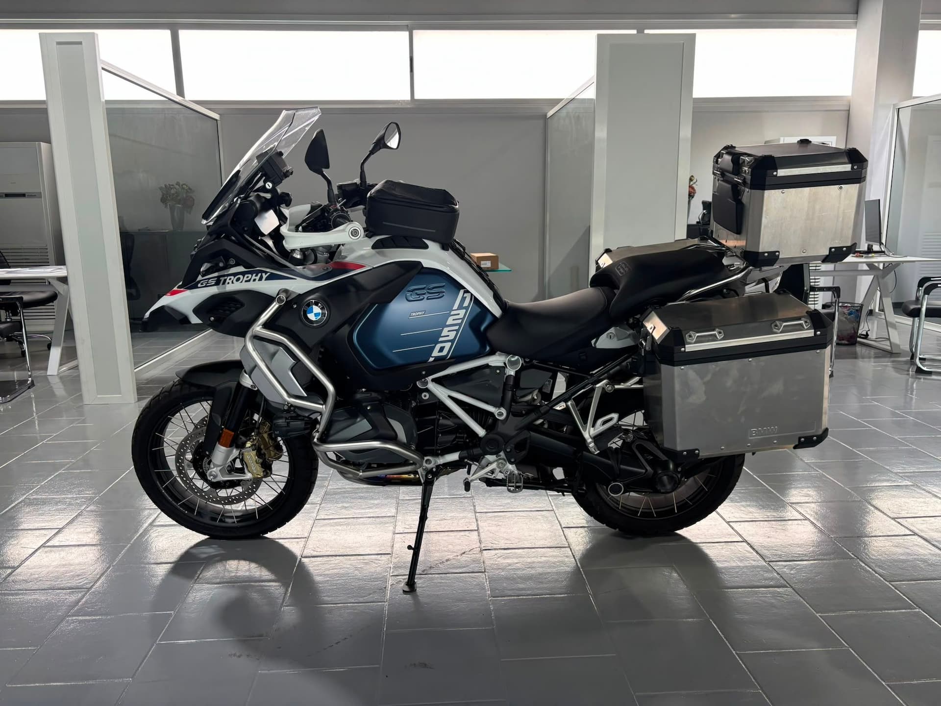 BMW R 1250 GS Adventure GS TROPHY ADVENTURE - Miniatura 2