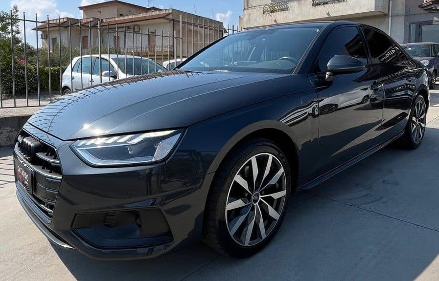 Audi A4 V 2019 Berlina 35 2.0 tdi mhev Business 163cv s-tronic - Miniatura 1