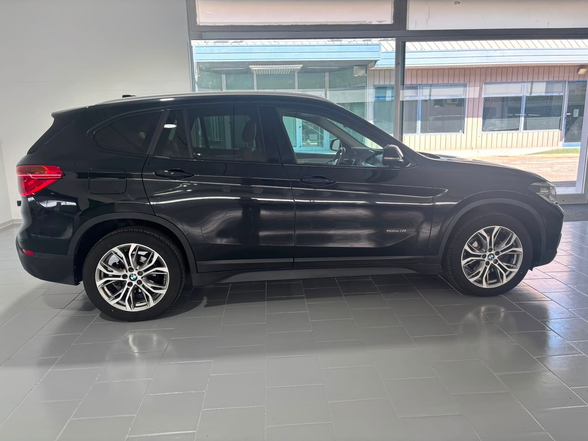 BMW X1 F48 sdrive18d Advantage auto - Miniatura 6