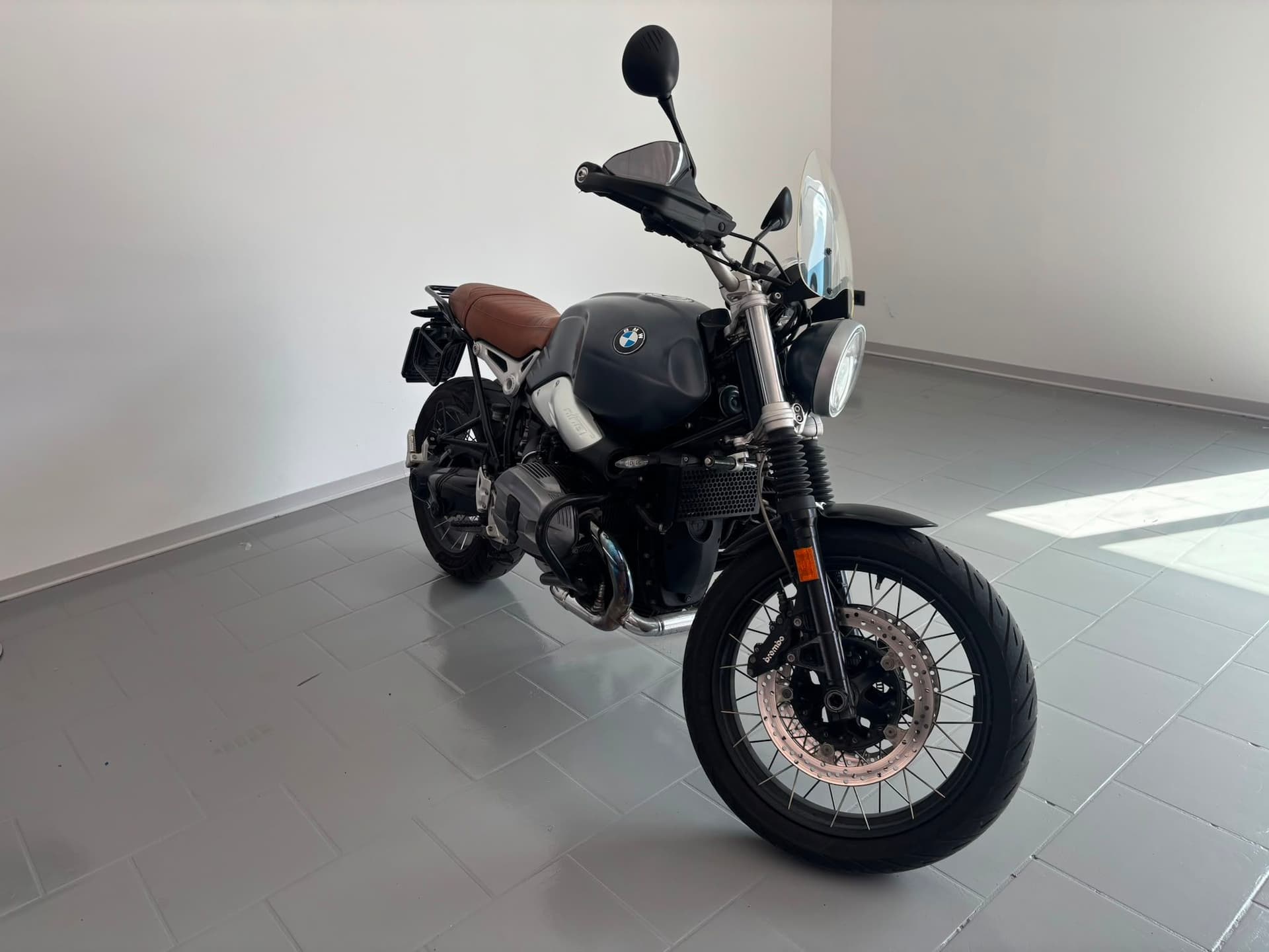 BMW R nineT Scrambler - Miniatura 6