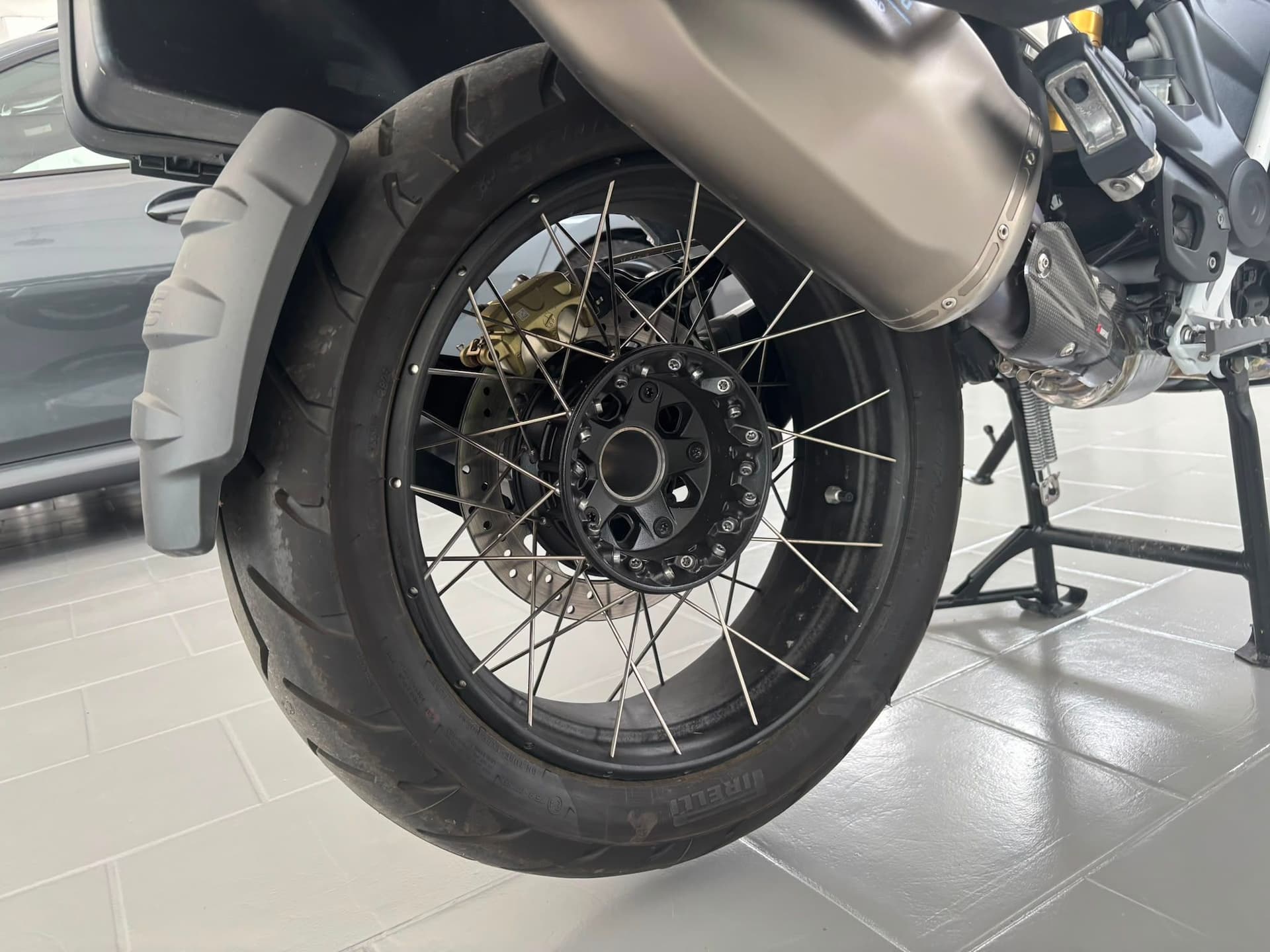 BMW R 1250 GS THOPHY  - Miniatura 10